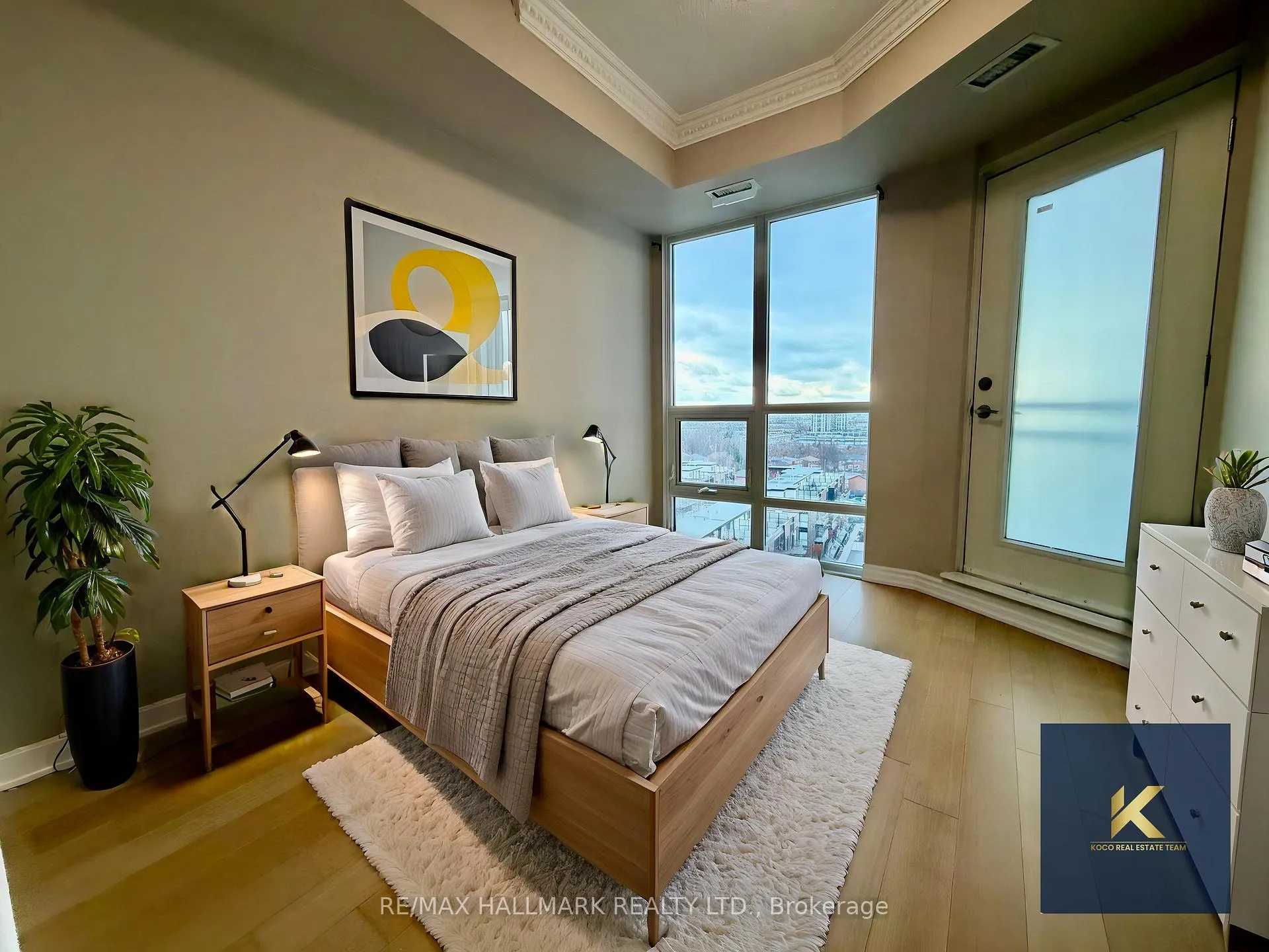 Photo 6 of Unit 909, 7730 Kipling Avenue, Vaughan, Vaughan Grove — HOMEH