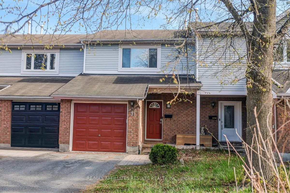 Photo 2 of 31 Ipswich Terrace, Ottawa, Kanata - Morgan's Grant/South March — HOMEH