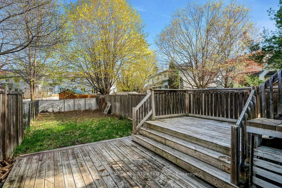 Photo 36 of 31 Ipswich Terrace, Ottawa, Kanata - Morgan's Grant/South March — HOMEH