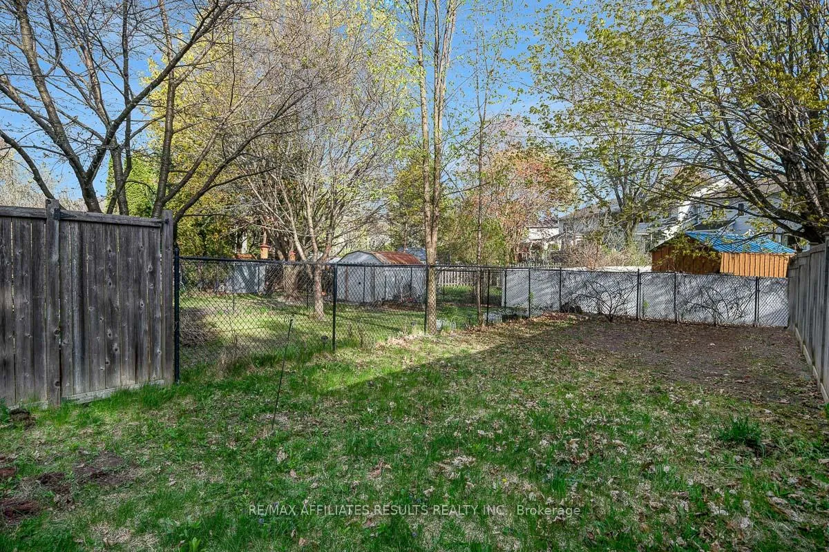 Photo 39 of 31 Ipswich Terrace, Ottawa, Kanata - Morgan's Grant/South March — HOMEH