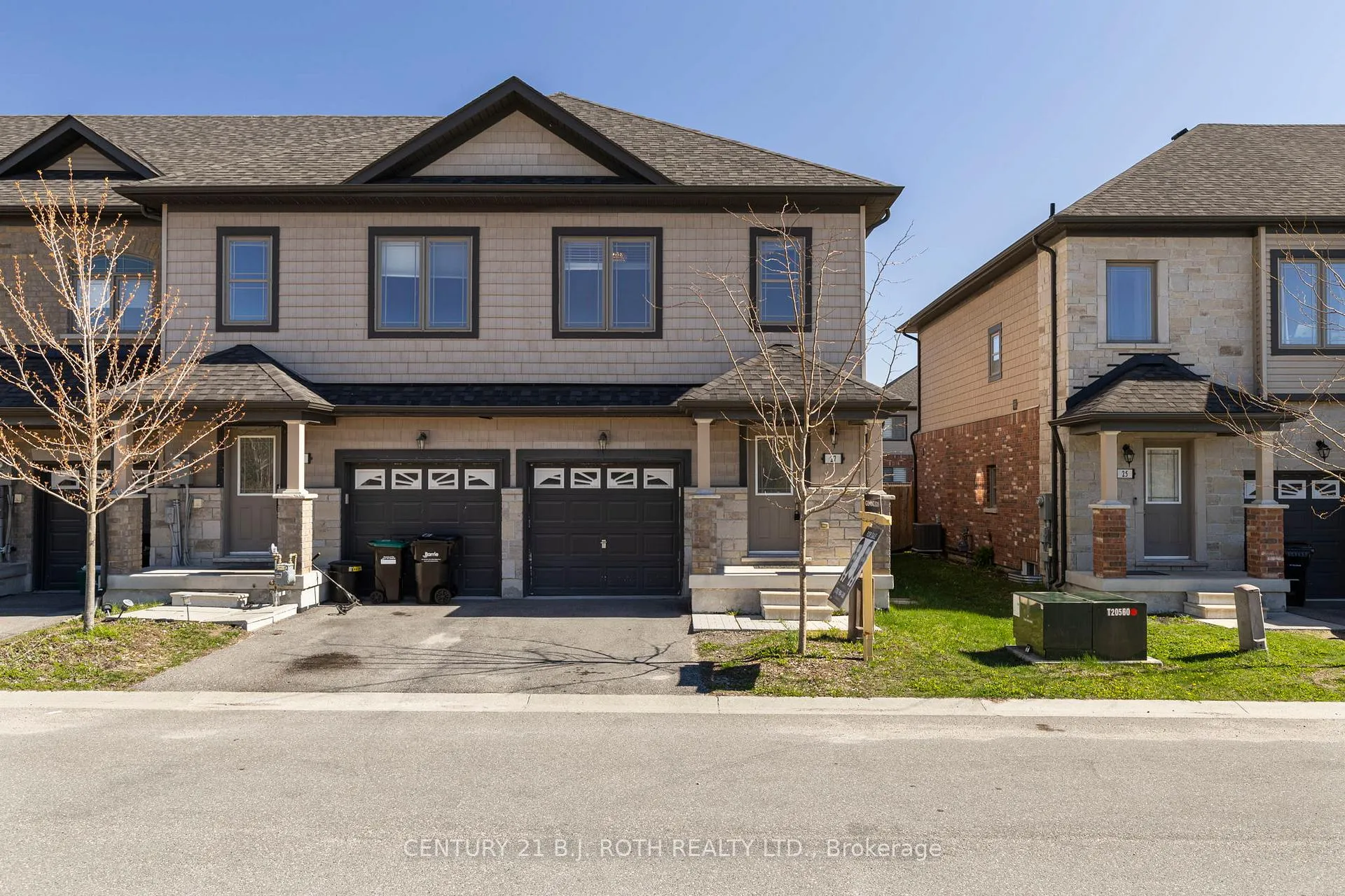 Front of 27 Cygnus Crescent