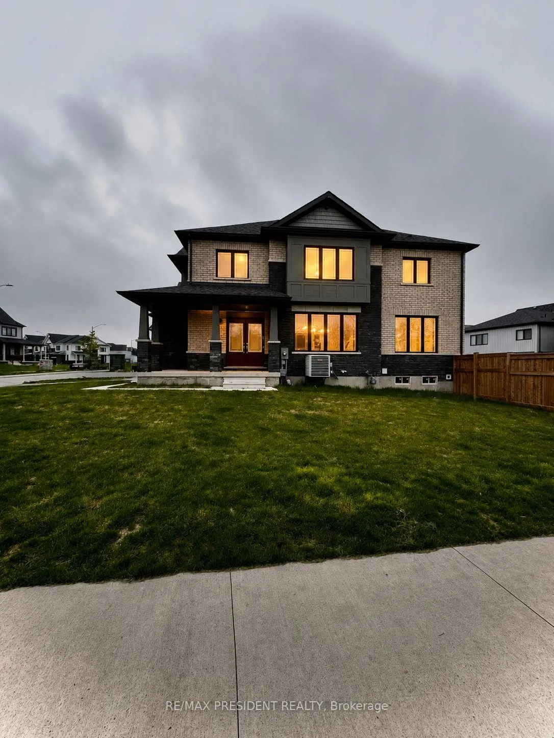 Photo 1 of 167 Stern Drive, Welland, Dain City — HOMEH