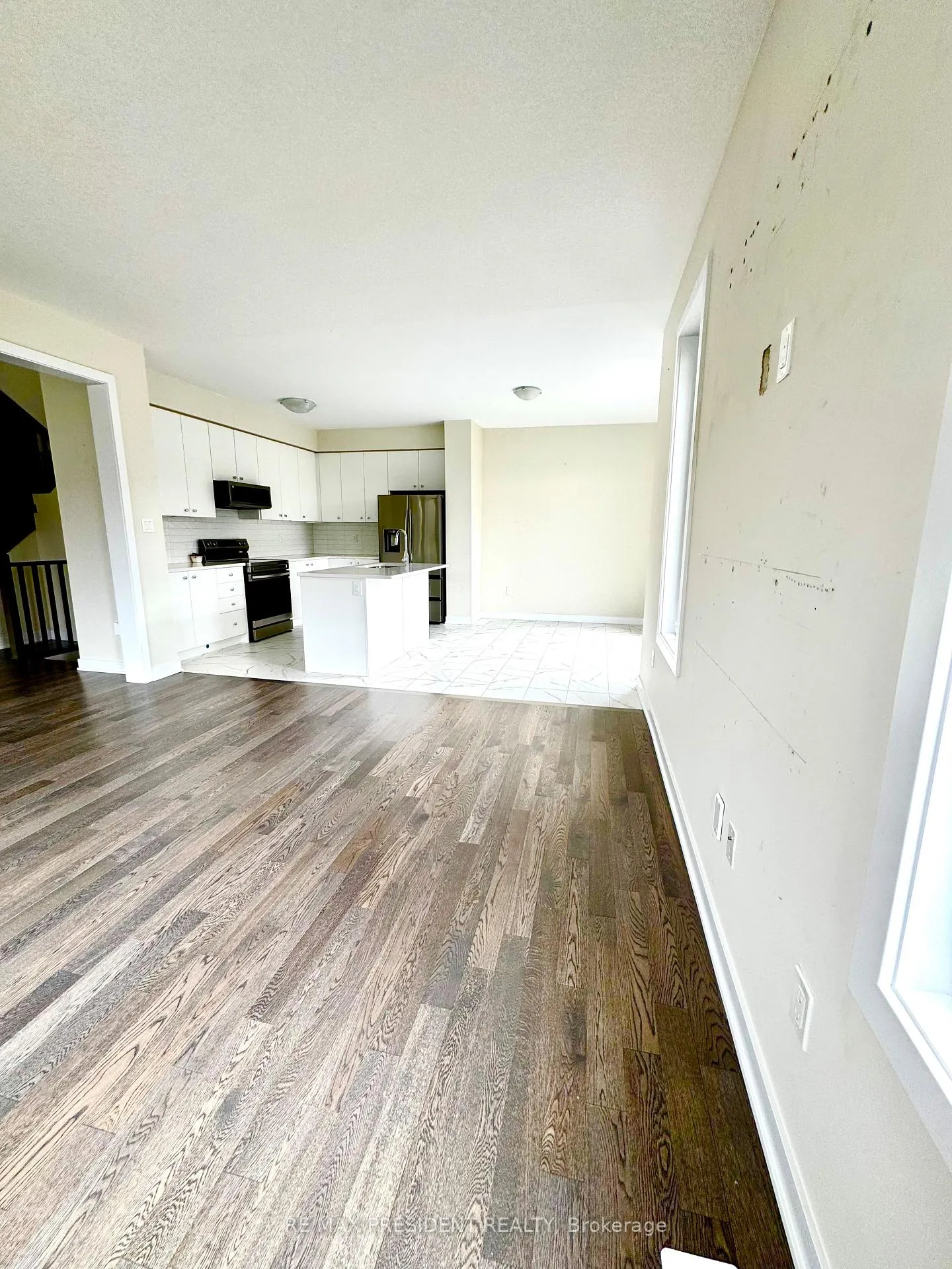 Photo 6 of 167 Stern Drive, Welland, Dain City — HOMEH