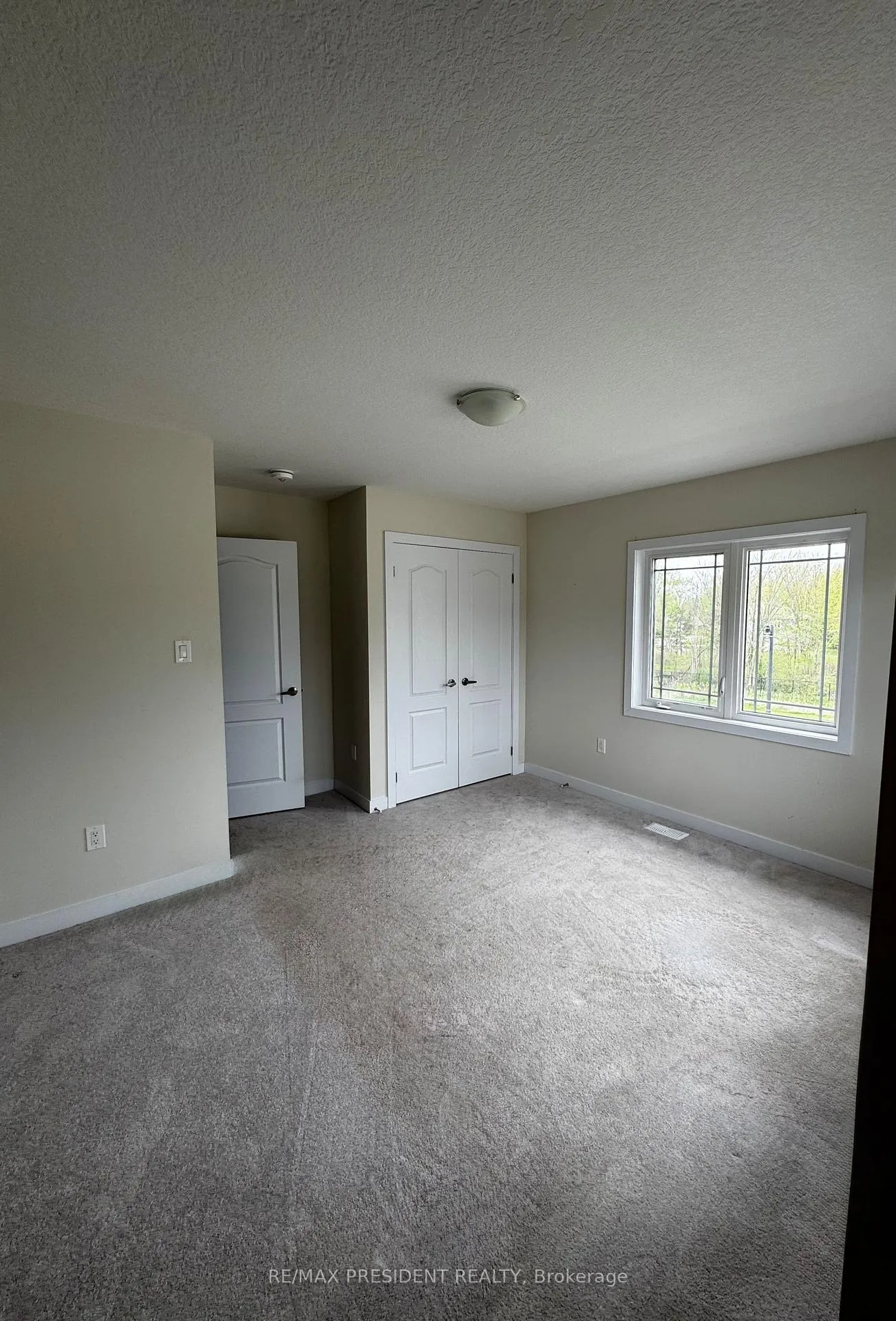 Photo 18 of 167 Stern Drive, Welland, Dain City — HOMEH