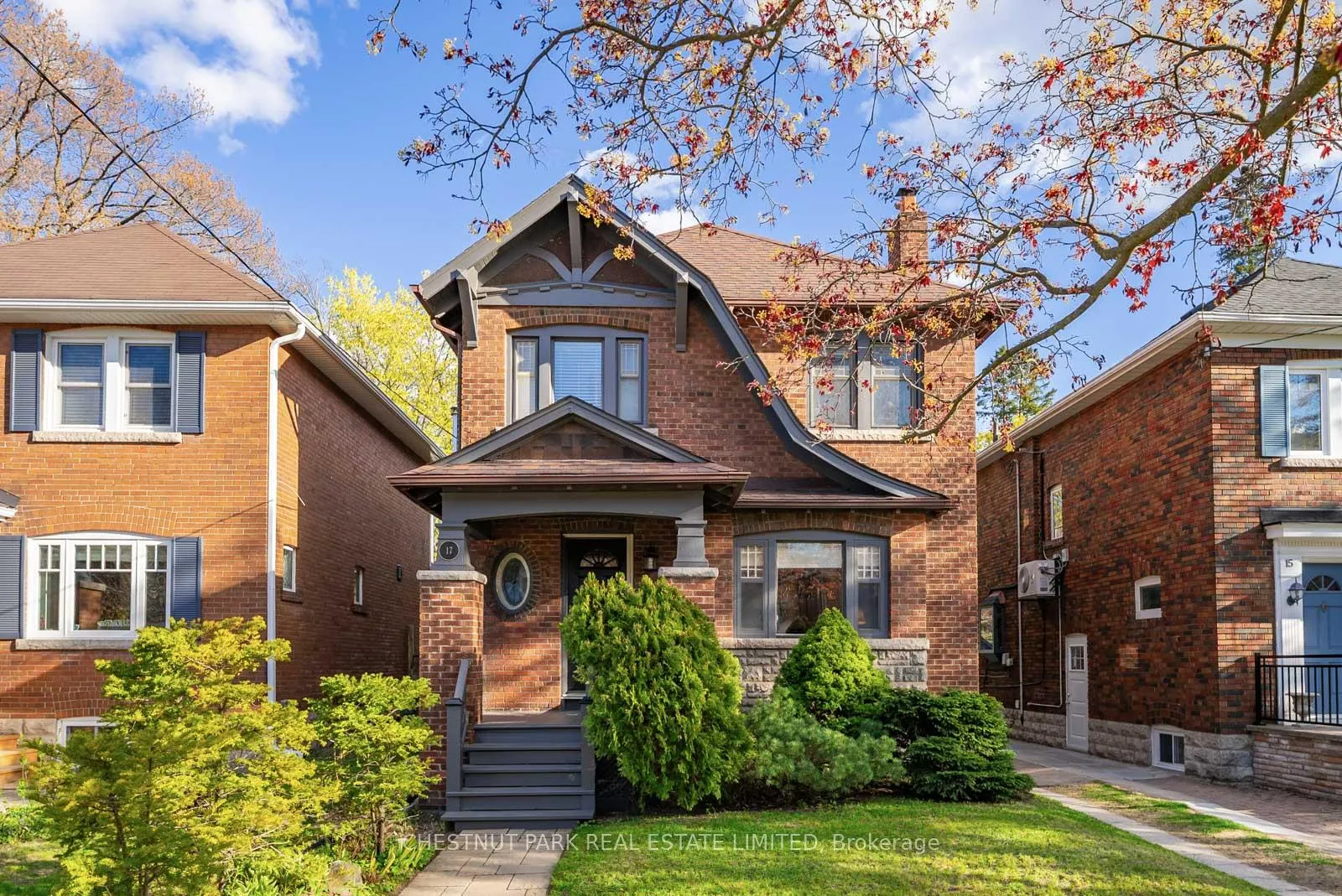 Photo 1 of 17 Glen Stewart Avenue, Toronto, The Beaches — HOMEH