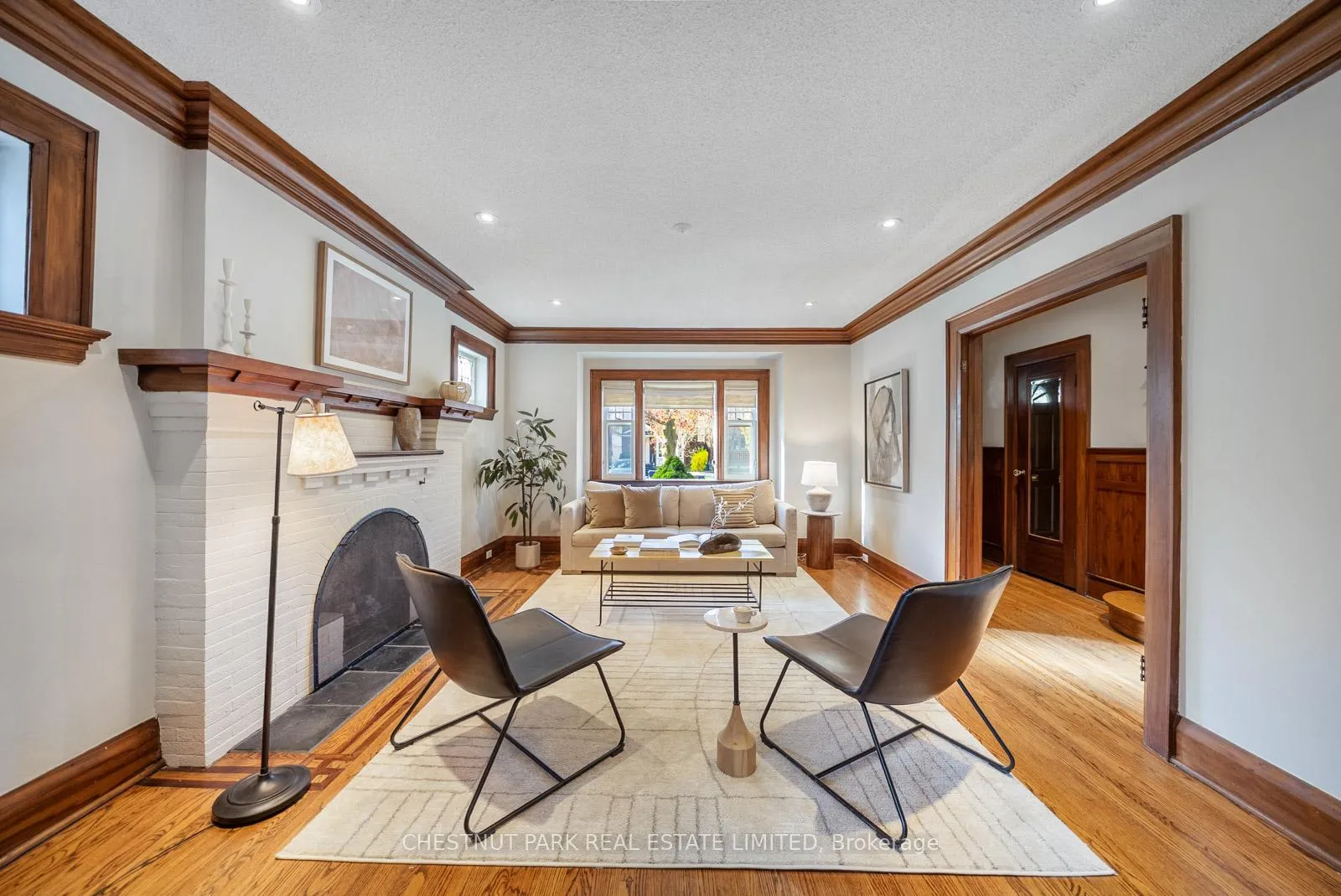 Photo 6 of 17 Glen Stewart Avenue, Toronto, The Beaches — HOMEH