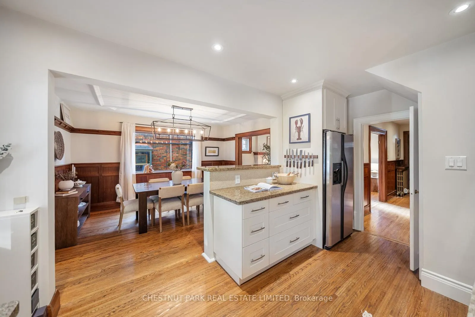 Photo 16 of 17 Glen Stewart Avenue, Toronto, The Beaches — HOMEH