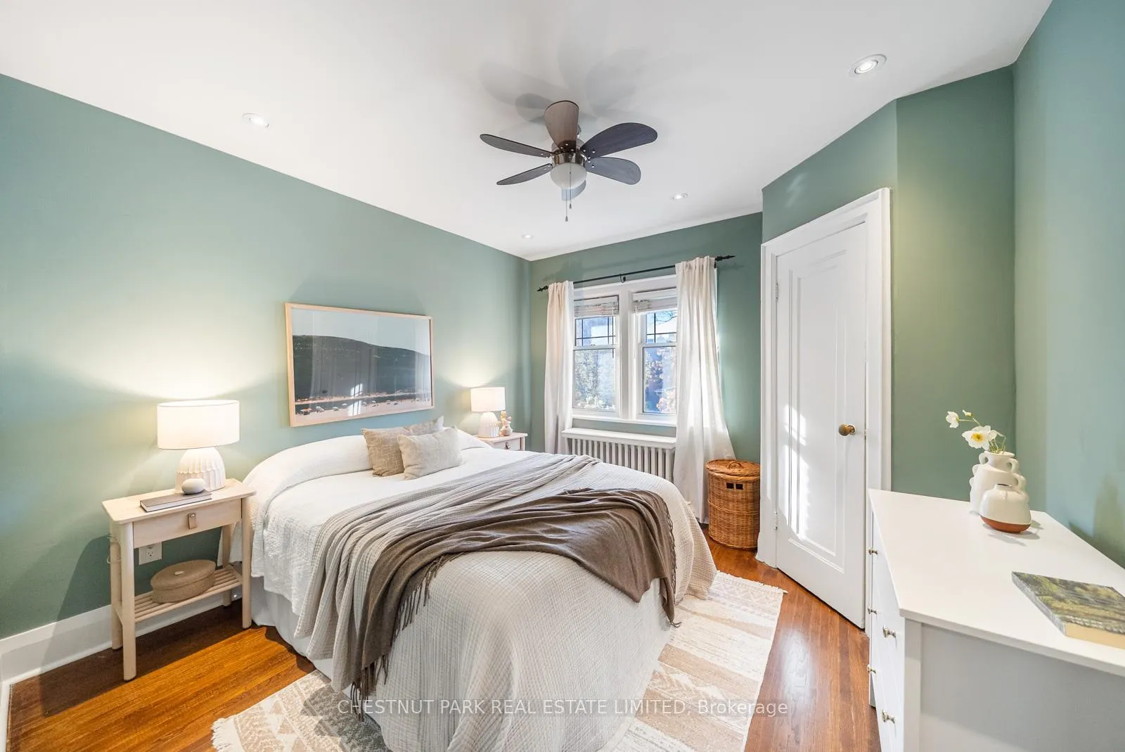 Photo 30 of 17 Glen Stewart Avenue, Toronto, The Beaches — HOMEH