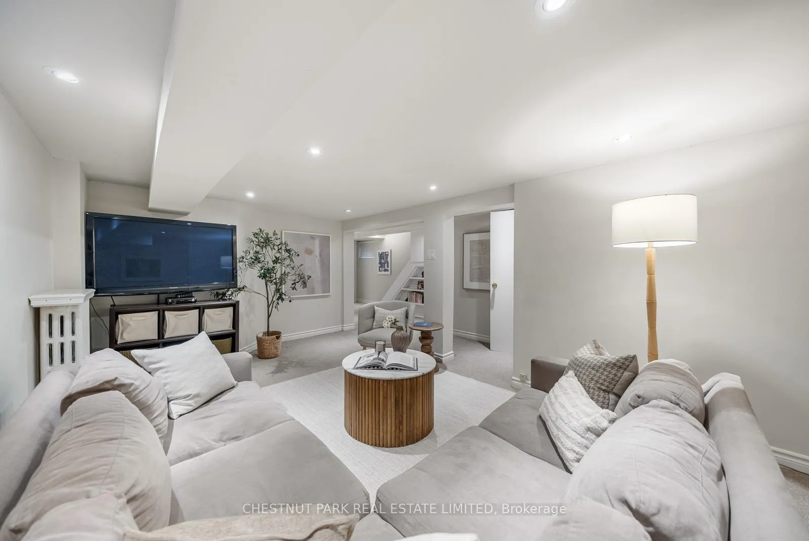 Photo 36 of 17 Glen Stewart Avenue, Toronto, The Beaches — HOMEH
