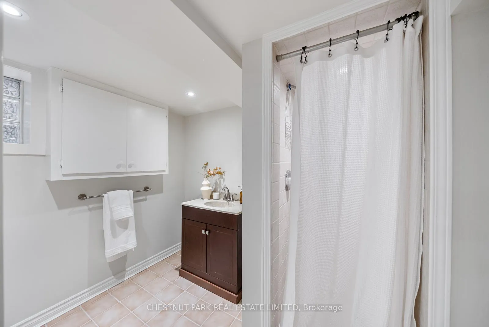 Photo 37 of 17 Glen Stewart Avenue, Toronto, The Beaches — HOMEH