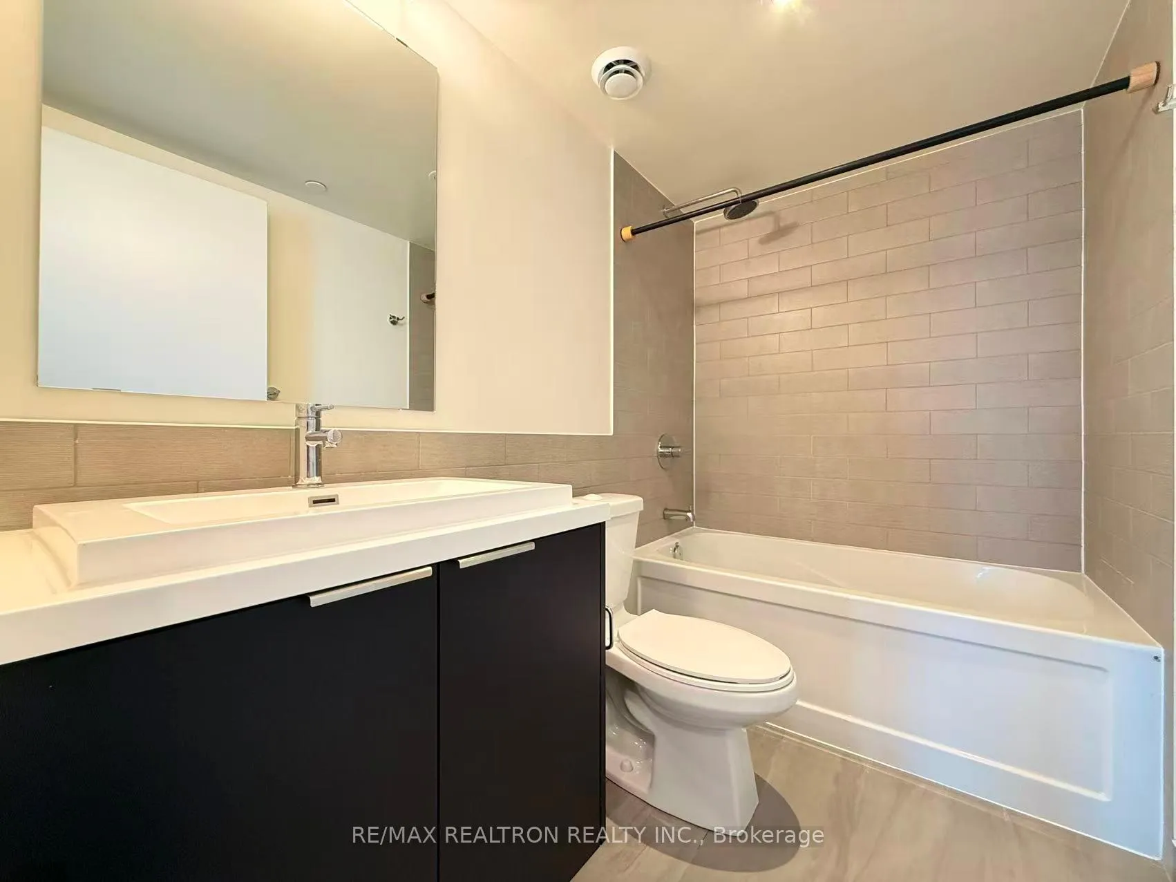 Photo 5 of Unit N2402, 6 Sonic Way, Toronto, Flemingdon Park — HOMEH