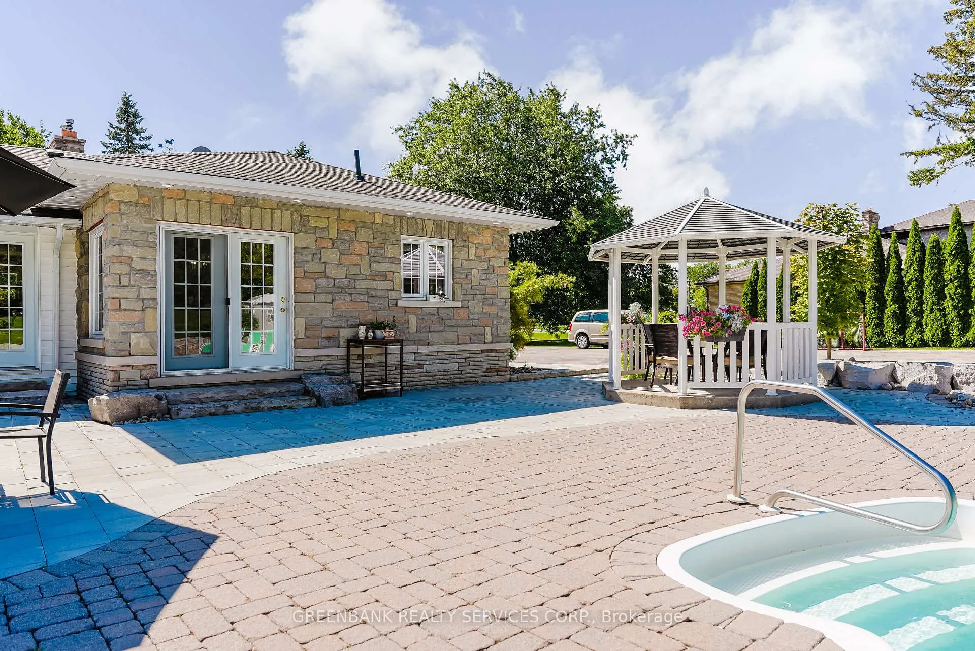 Photo 3 of 5530 King Road, King, Nobleton — HOMEH