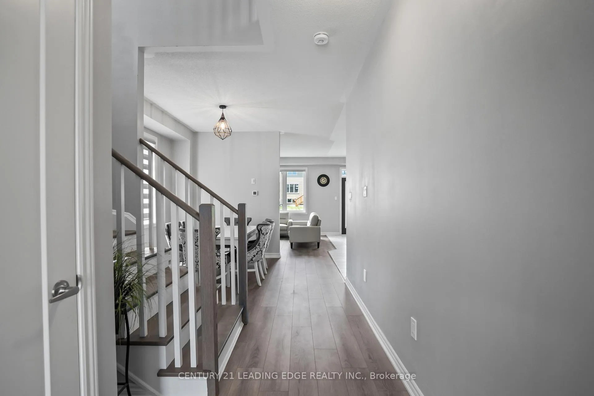 Photo 5 of 1097 Trailsview Avenue, Cobourg — HOMEH