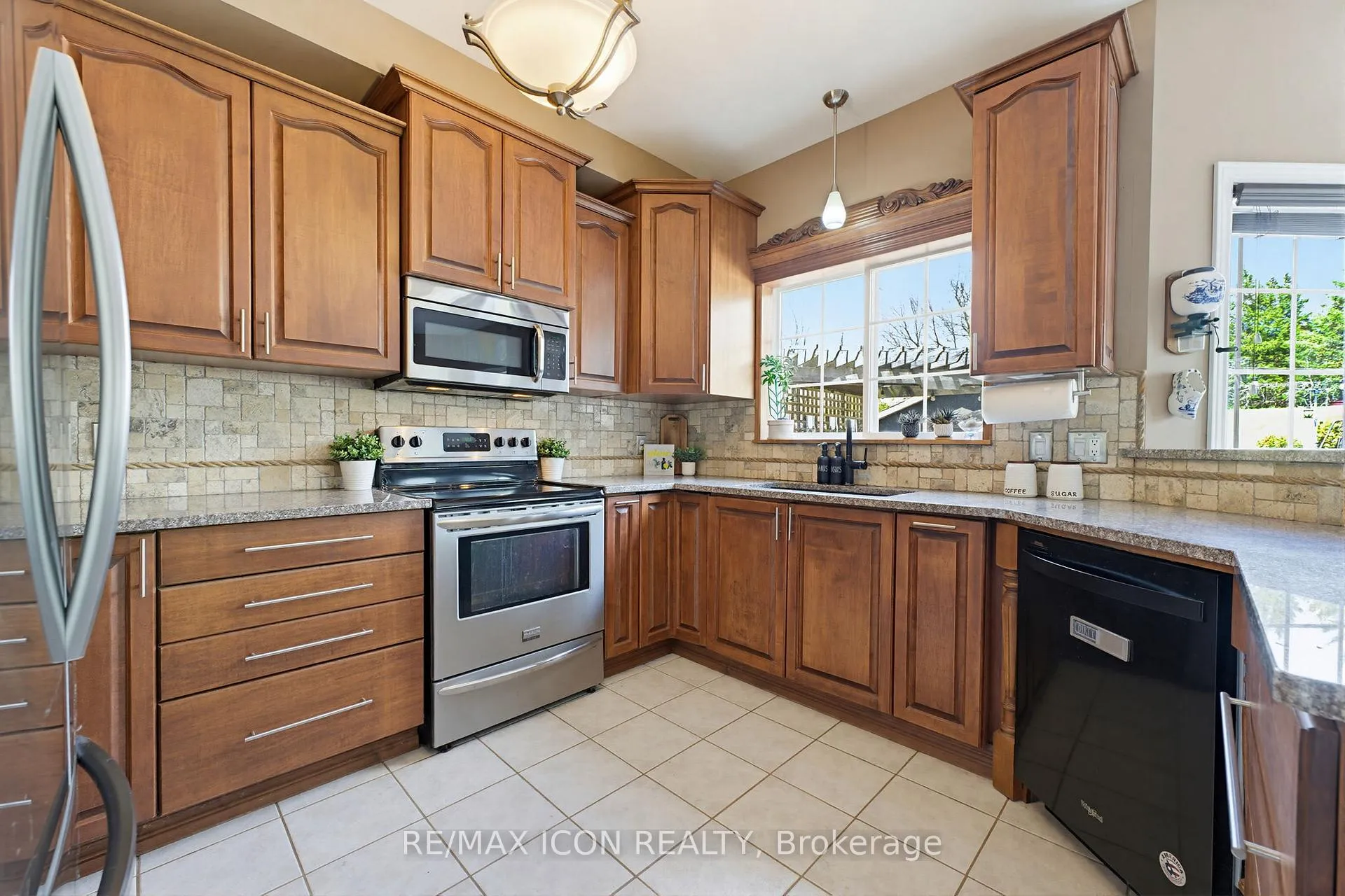 Photo 9 of 29 Watson Crescent, North Dumfries, Ayr — HOMEH