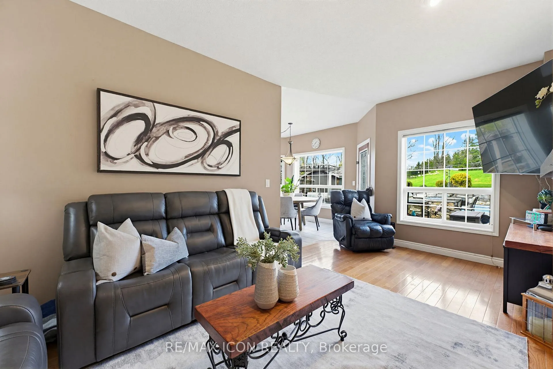 Photo 15 of 29 Watson Crescent, North Dumfries, Ayr — HOMEH