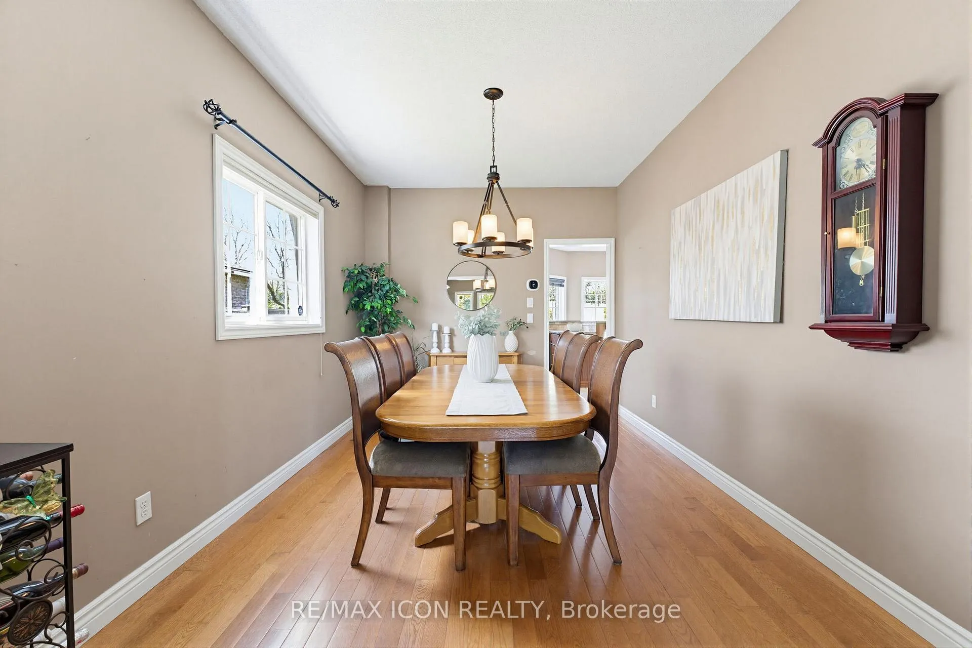 Photo 16 of 29 Watson Crescent, North Dumfries, Ayr — HOMEH