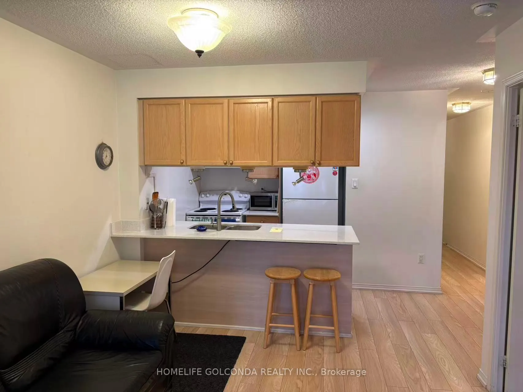 Photo 5 of Unit 201, 889 Bay Street, Toronto, Bay Street Corridor — HOMEH