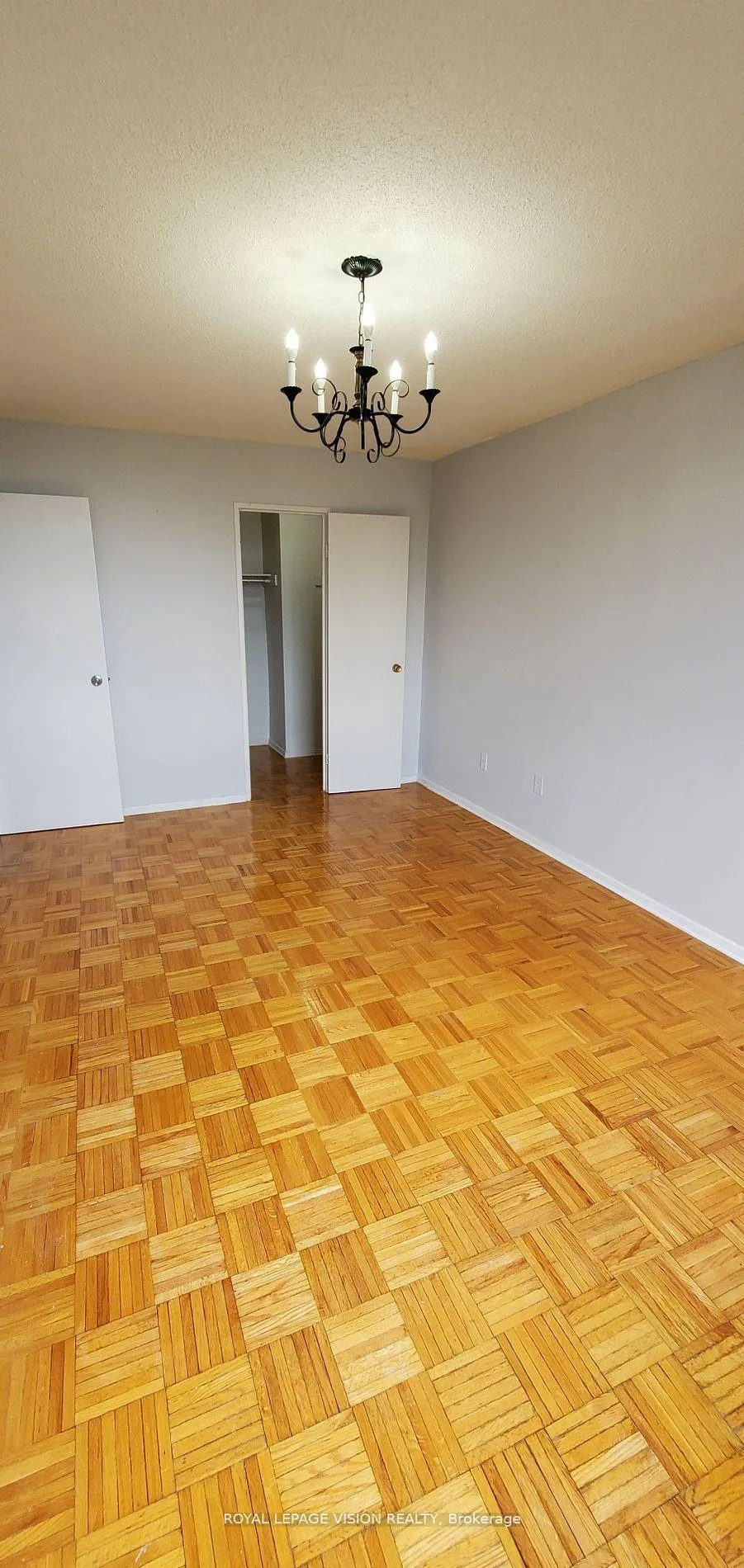 Photo 4 of Unit 1202, 20 Edgecliff Golfway, Toronto, Flemingdon Park — HOMEH