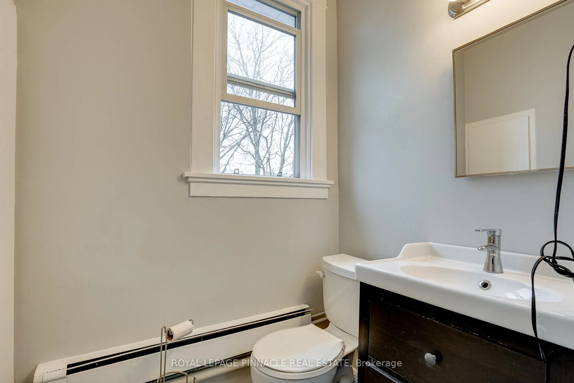 Photo 15 of 128 Geneva Street, St. Catharines, Downtown — HOMEH
