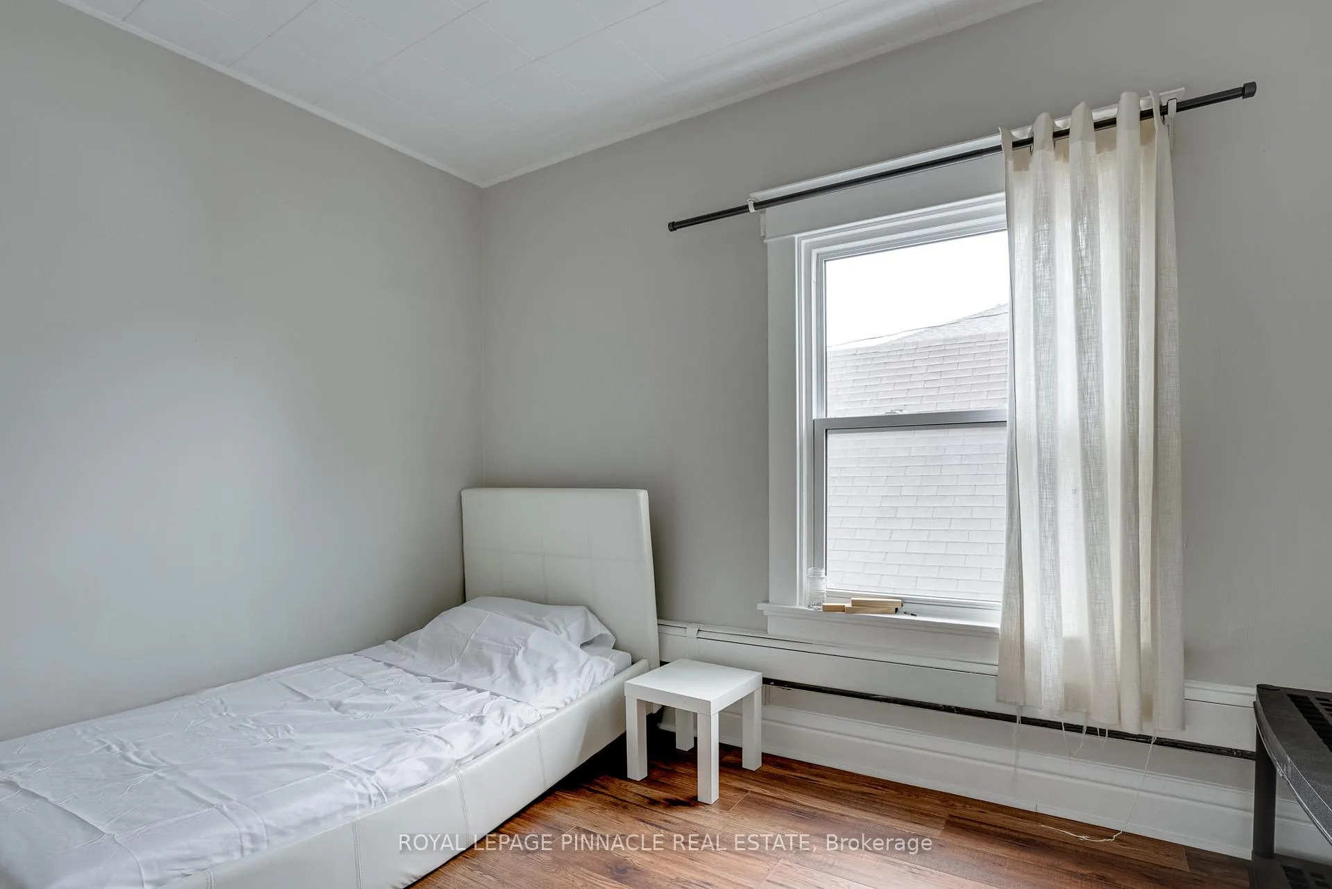 Photo 18 of 128 Geneva Street, St. Catharines, Downtown — HOMEH