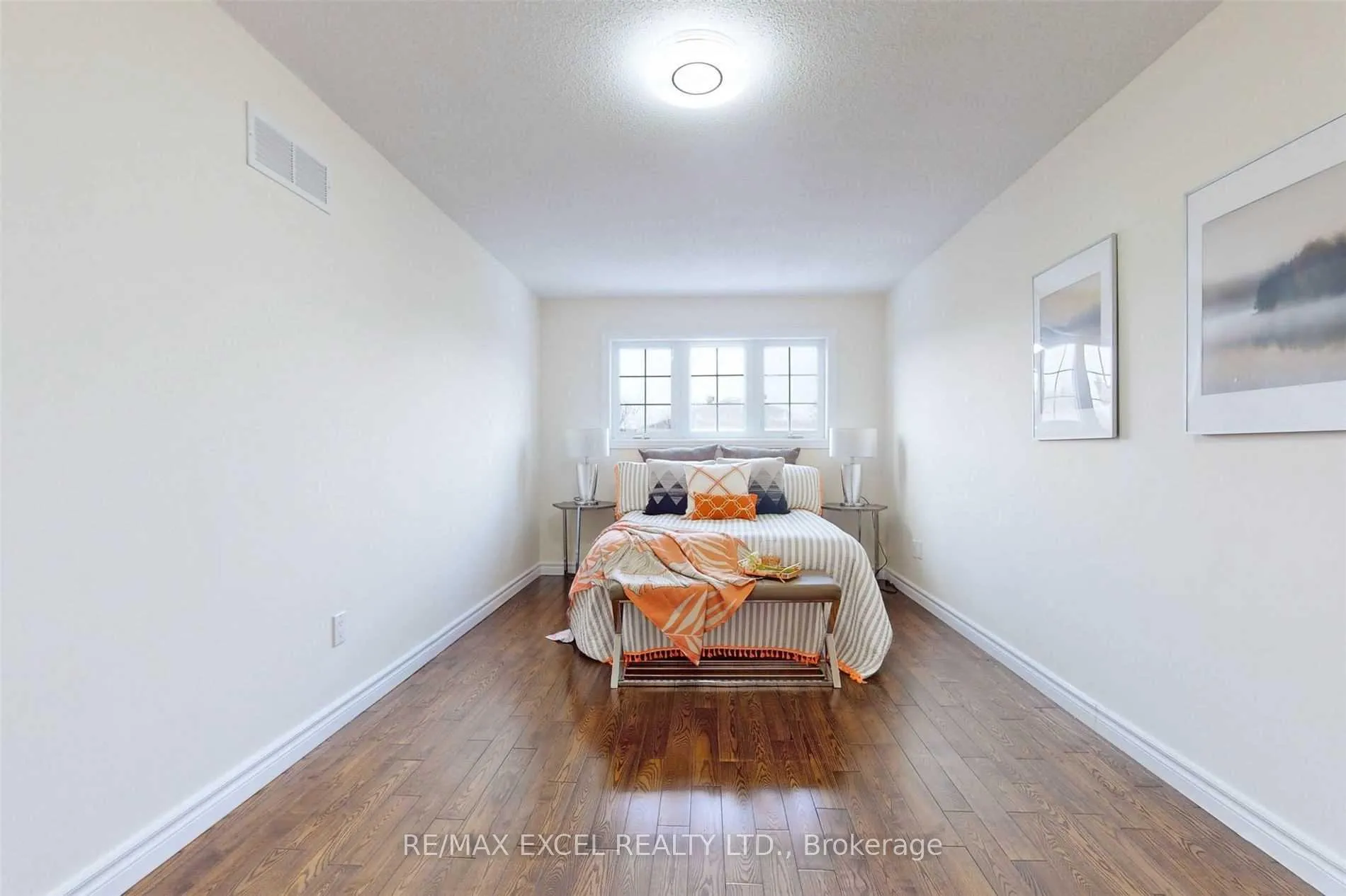 Photo 30 of 28 Karen Miles Crescent, Markham, Middlefield — HOMEH