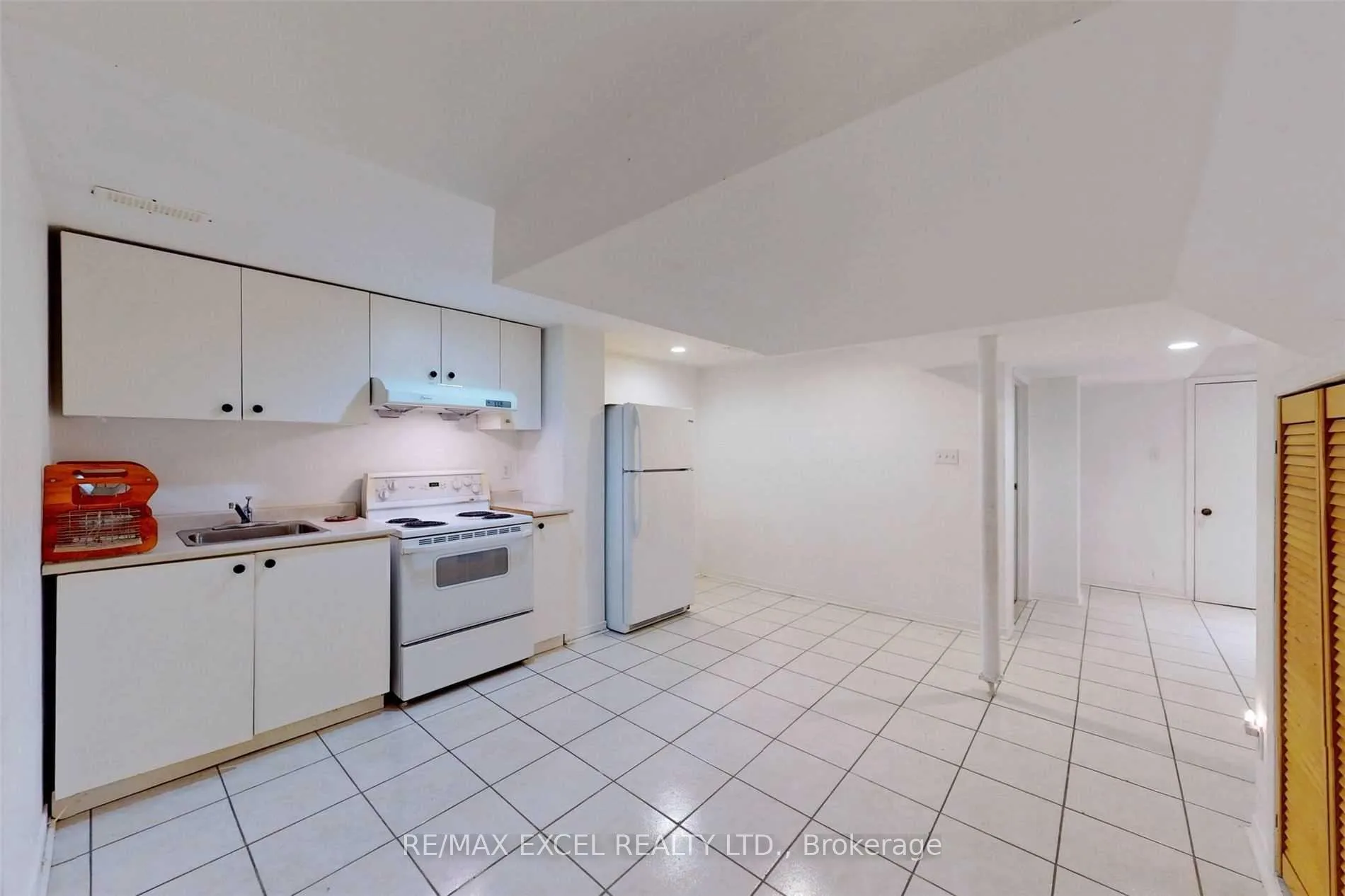 Photo 37 of 28 Karen Miles Crescent, Markham, Middlefield — HOMEH