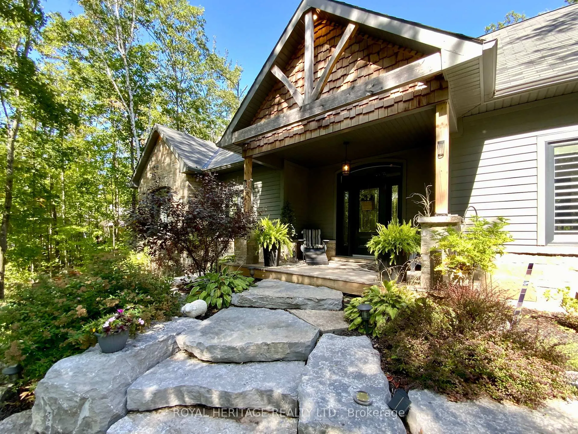 Photo 3 of 126 Mitchell Crescent, Trent Lakes — HOMEH