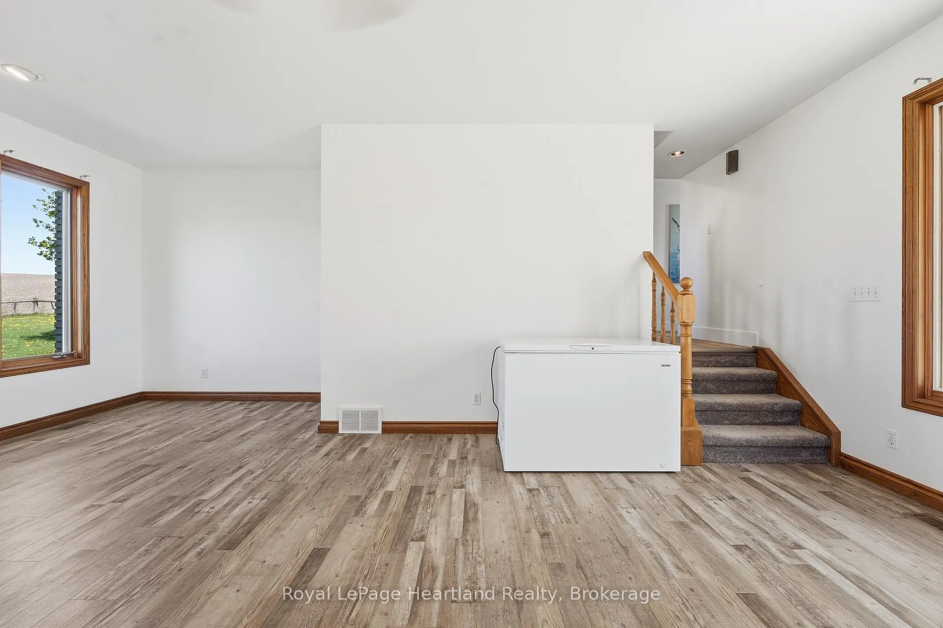 Photo 19 of 80157 Sharpes Creek Line, Central Huron, Goderich — HOMEH