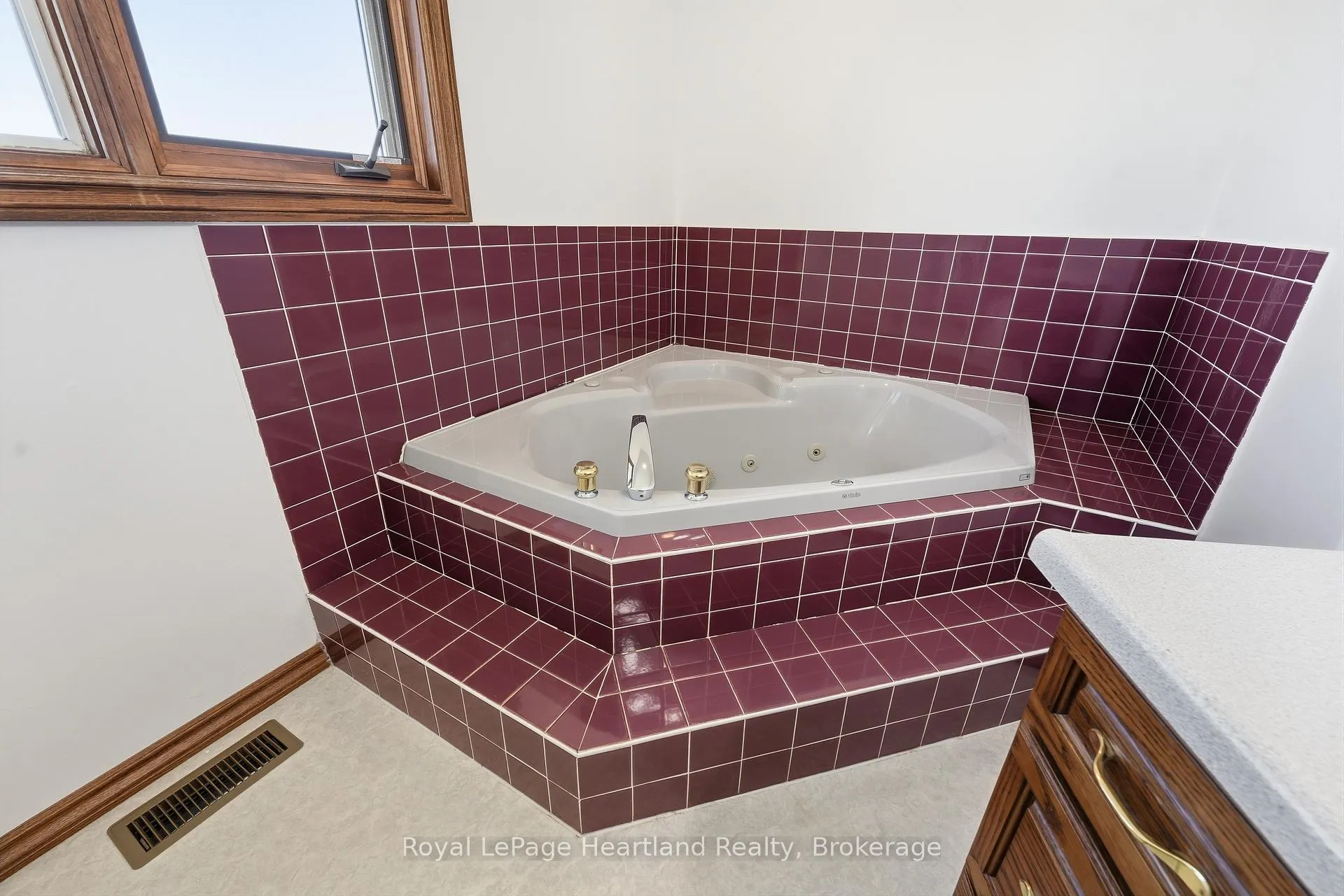 Photo 28 of 80157 Sharpes Creek Line, Central Huron, Goderich — HOMEH