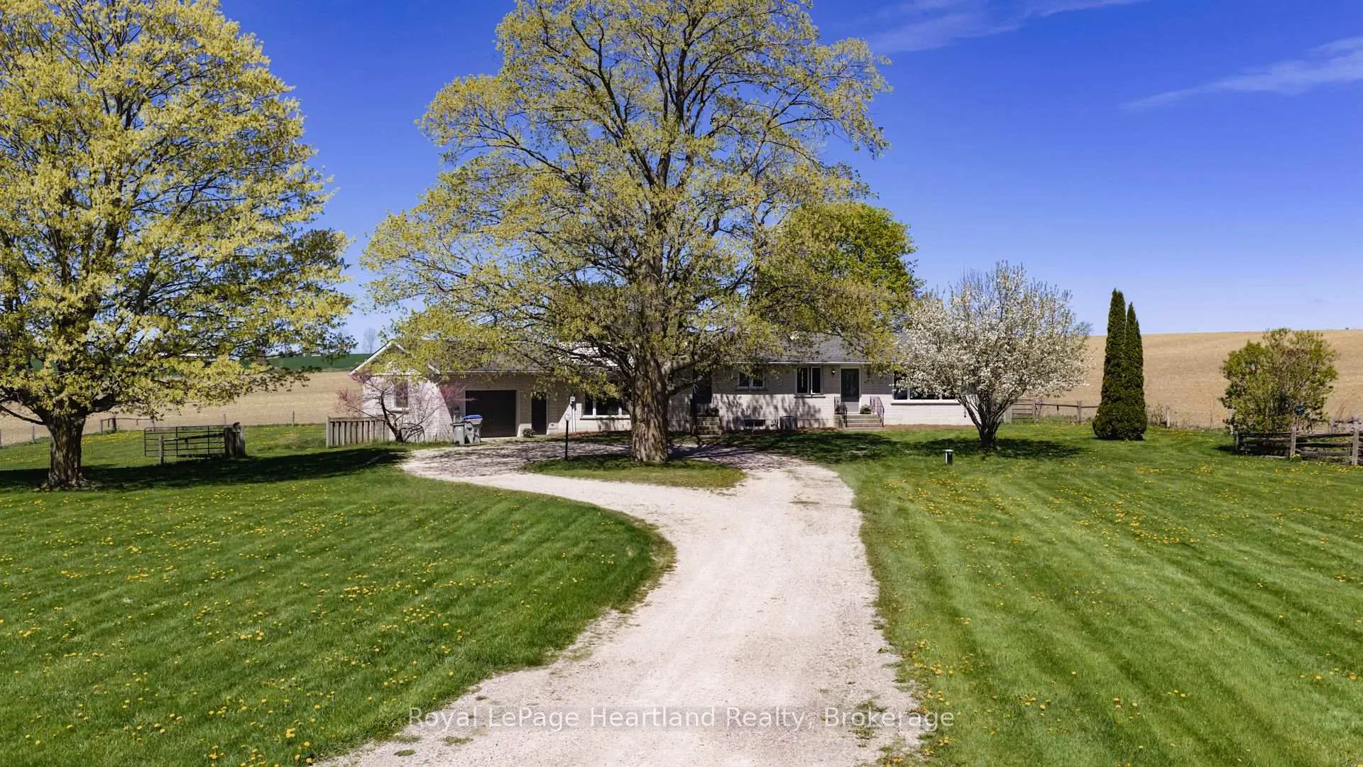 Photo 34 of 80157 Sharpes Creek Line, Central Huron, Goderich — HOMEH