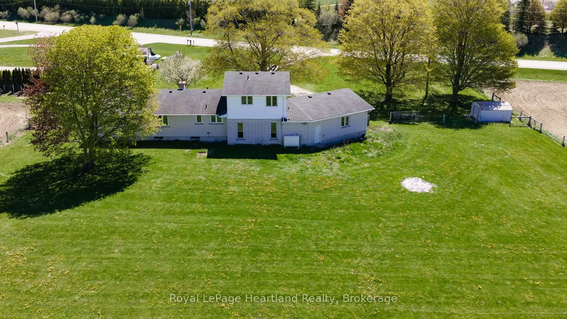 Photo 38 of 80157 Sharpes Creek Line, Central Huron, Goderich — HOMEH