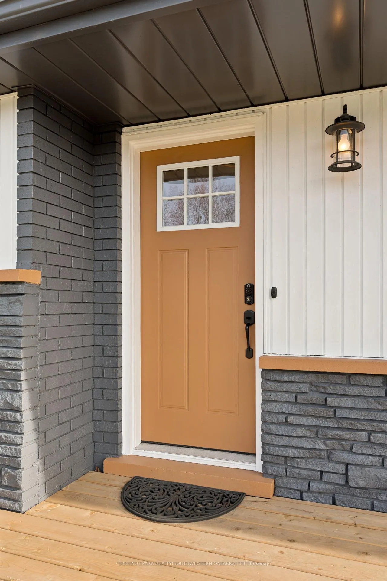 Photo 4 of 137 Donald Street, Kitchener — HOMEH
