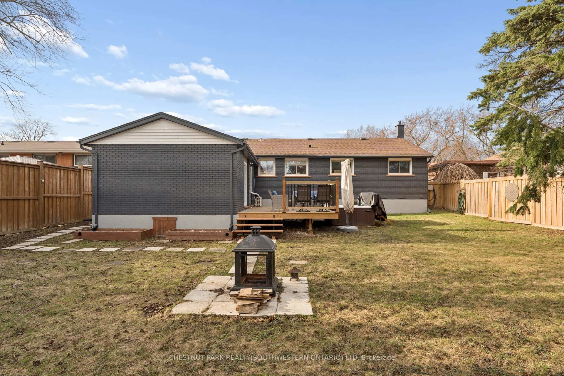 Photo 31 of 137 Donald Street, Kitchener — HOMEH
