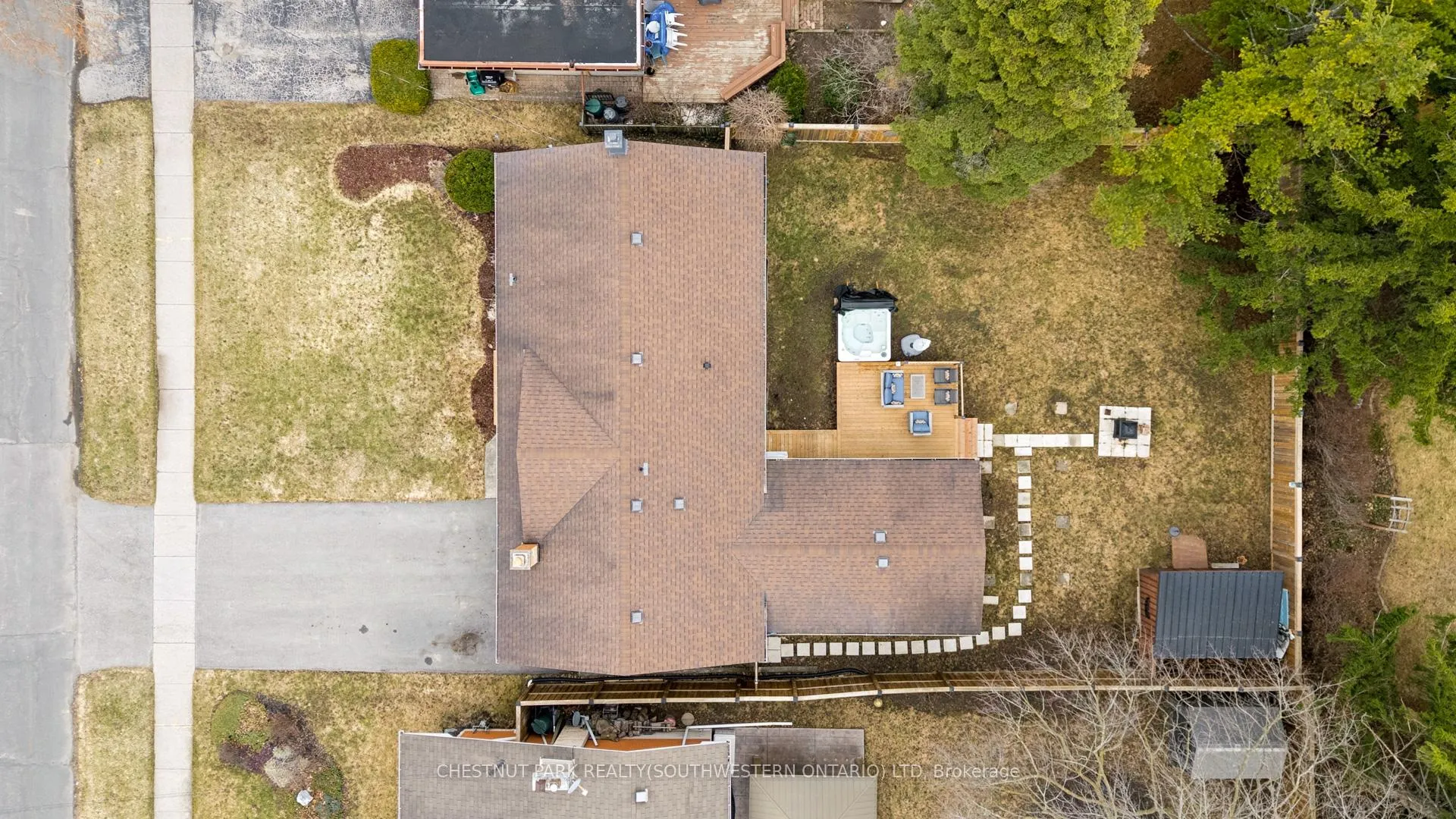 Photo 36 of 137 Donald Street, Kitchener — HOMEH