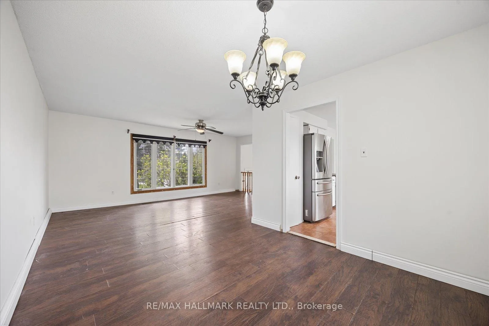 Photo 10 of 95 Booth Drive, Whitchurch-Stouffville, Stouffville — HOMEH