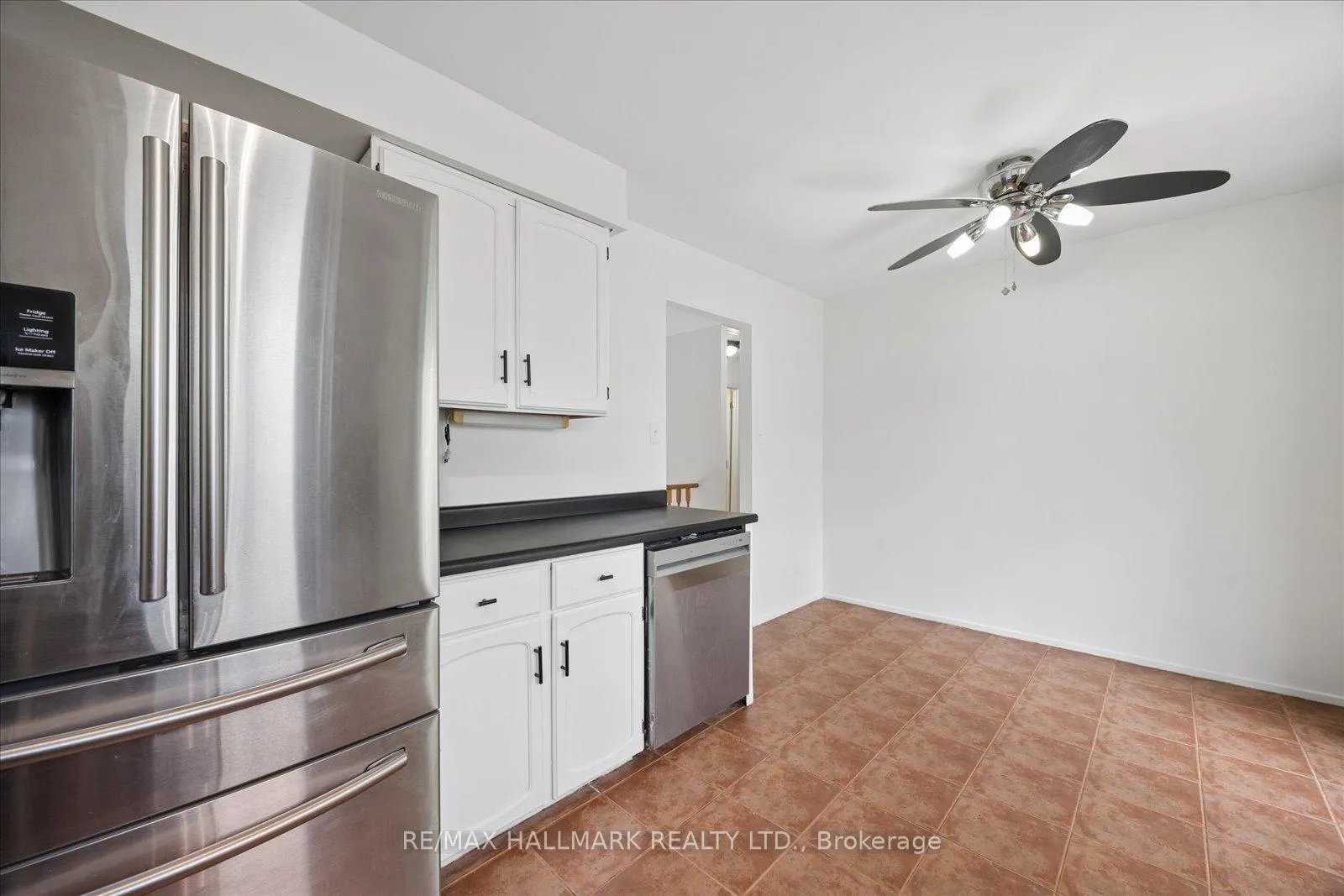 Photo 14 of 95 Booth Drive, Whitchurch-Stouffville, Stouffville — HOMEH