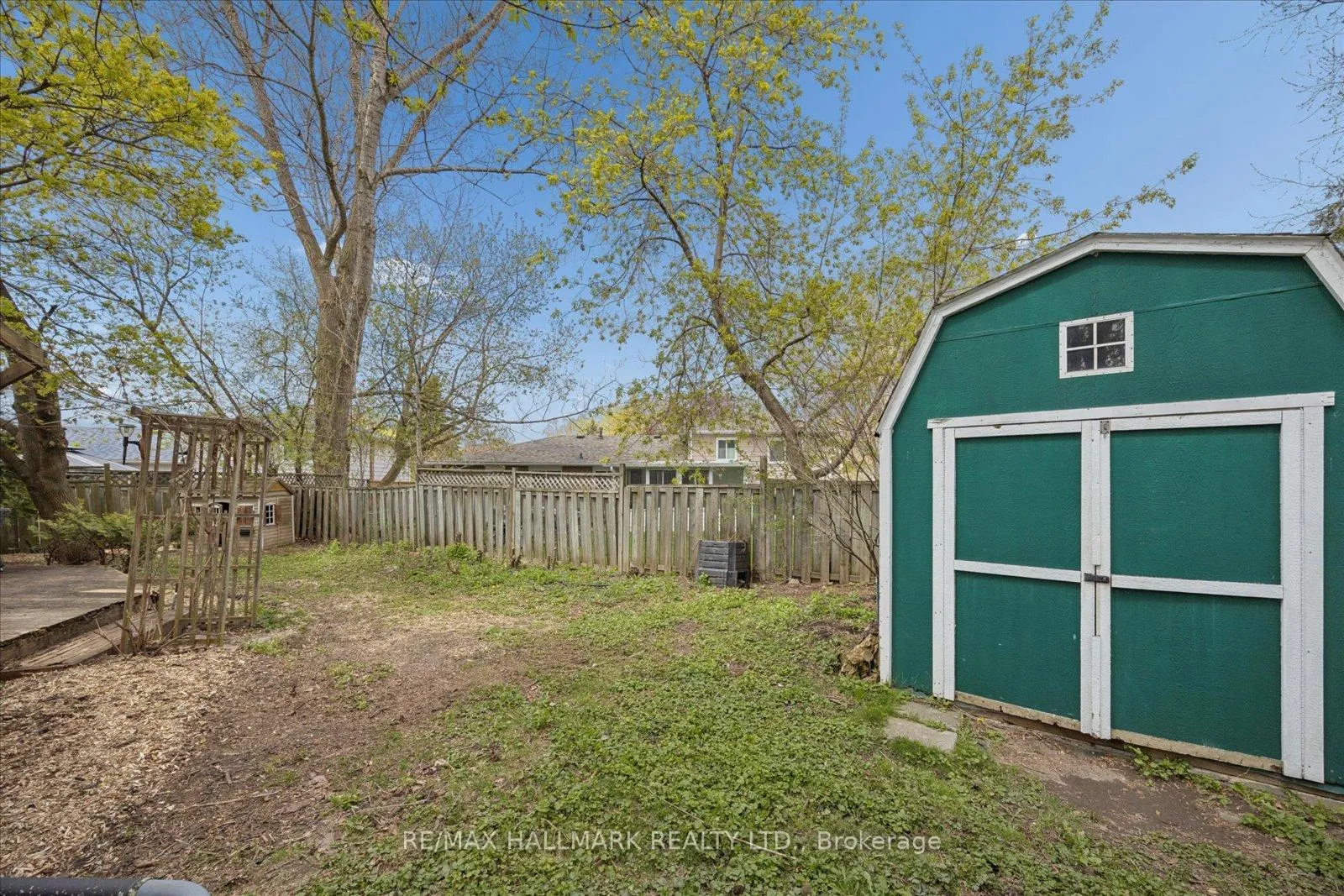 Photo 35 of 95 Booth Drive, Whitchurch-Stouffville, Stouffville — HOMEH
