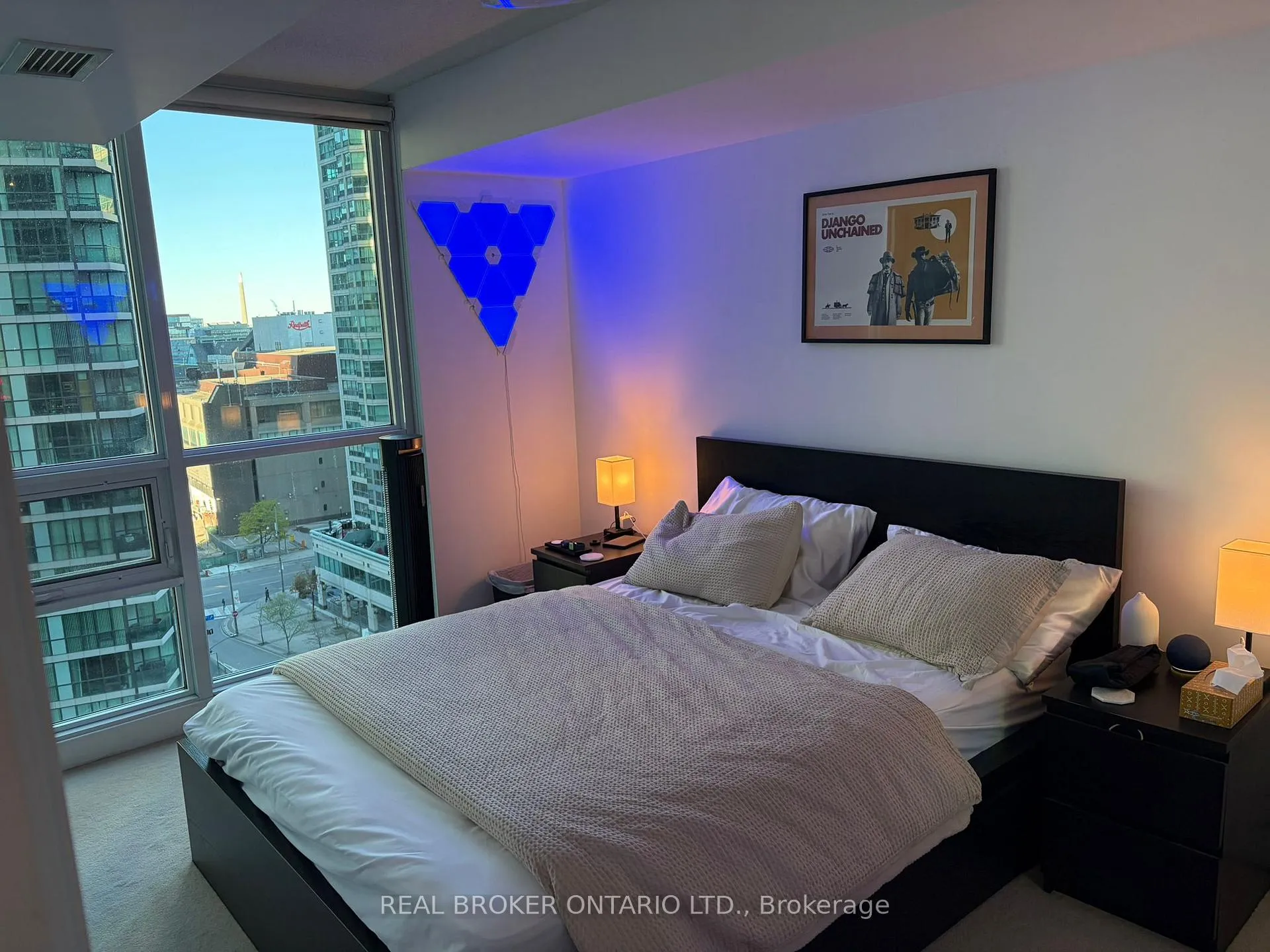 Photo 7 of Unit 1307, 33 Bay Street, Toronto, Waterfront Communities — HOMEH