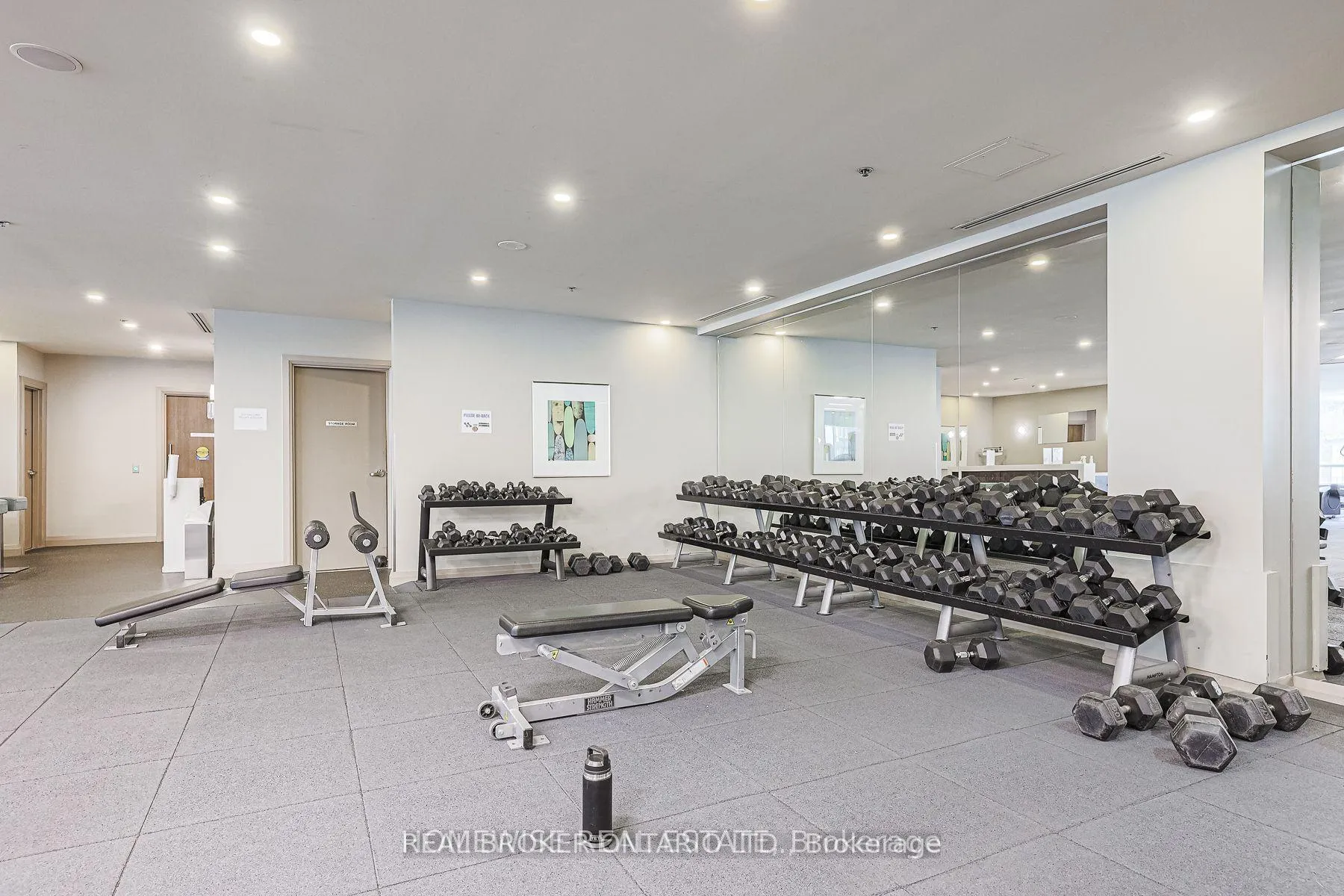 Photo 14 of Unit 1307, 33 Bay Street, Toronto, Waterfront Communities — HOMEH