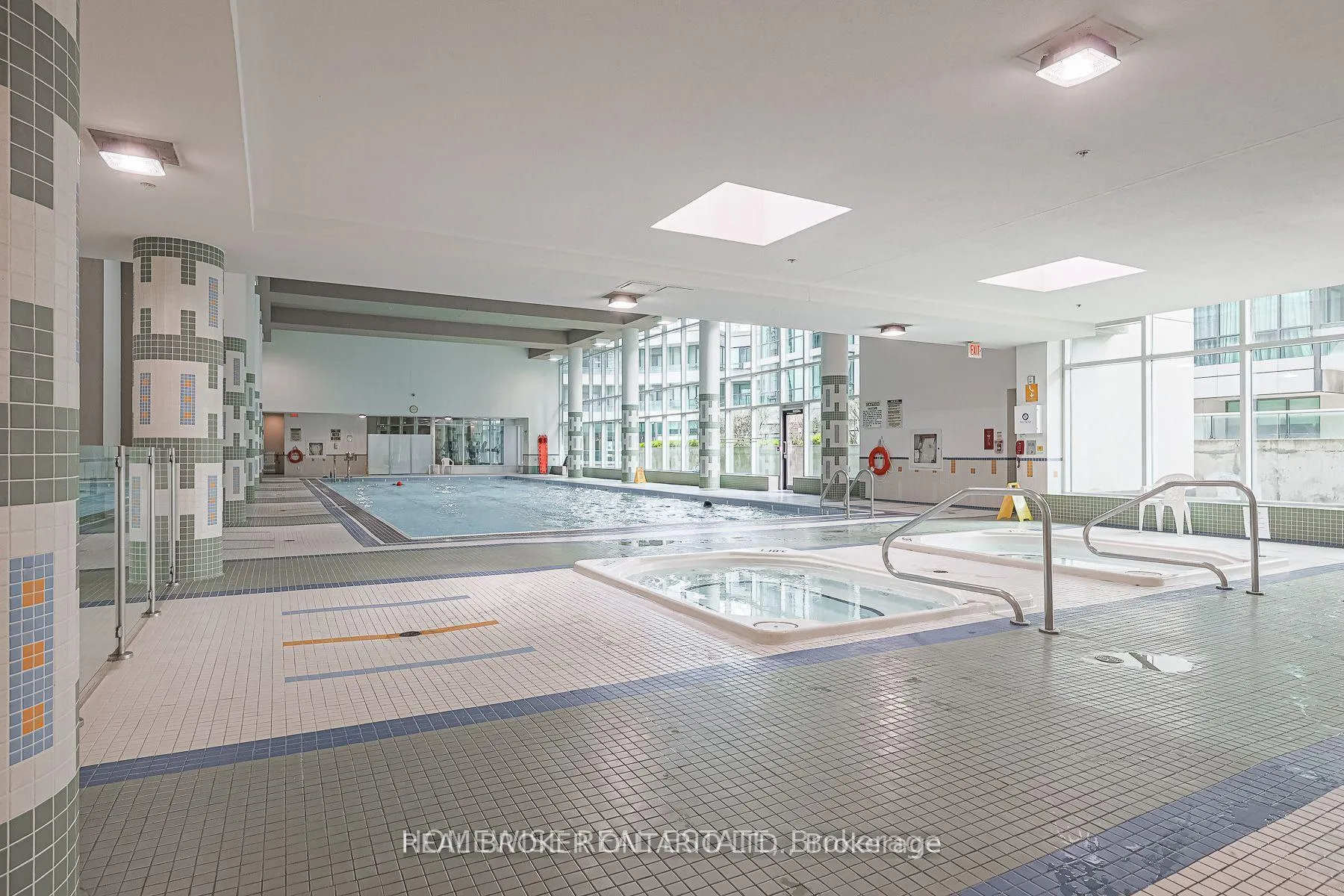 Photo 18 of Unit 1307, 33 Bay Street, Toronto, Waterfront Communities — HOMEH