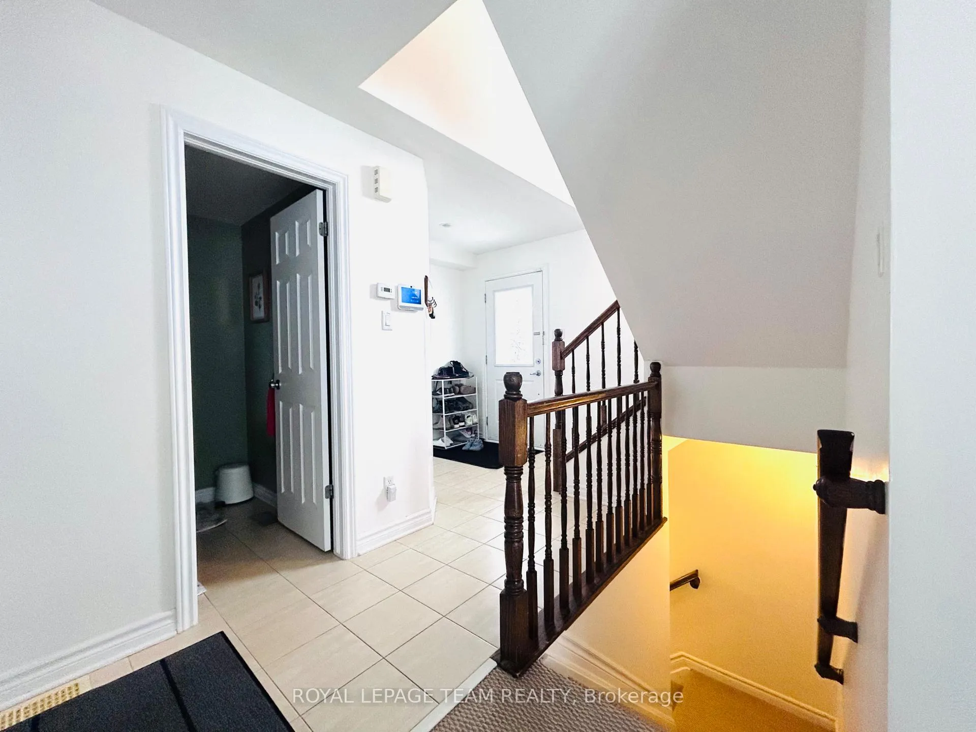 Photo 12 of 371 Balinroan Crescent, Ottawa, Barrhaven - Strandherd — HOMEH