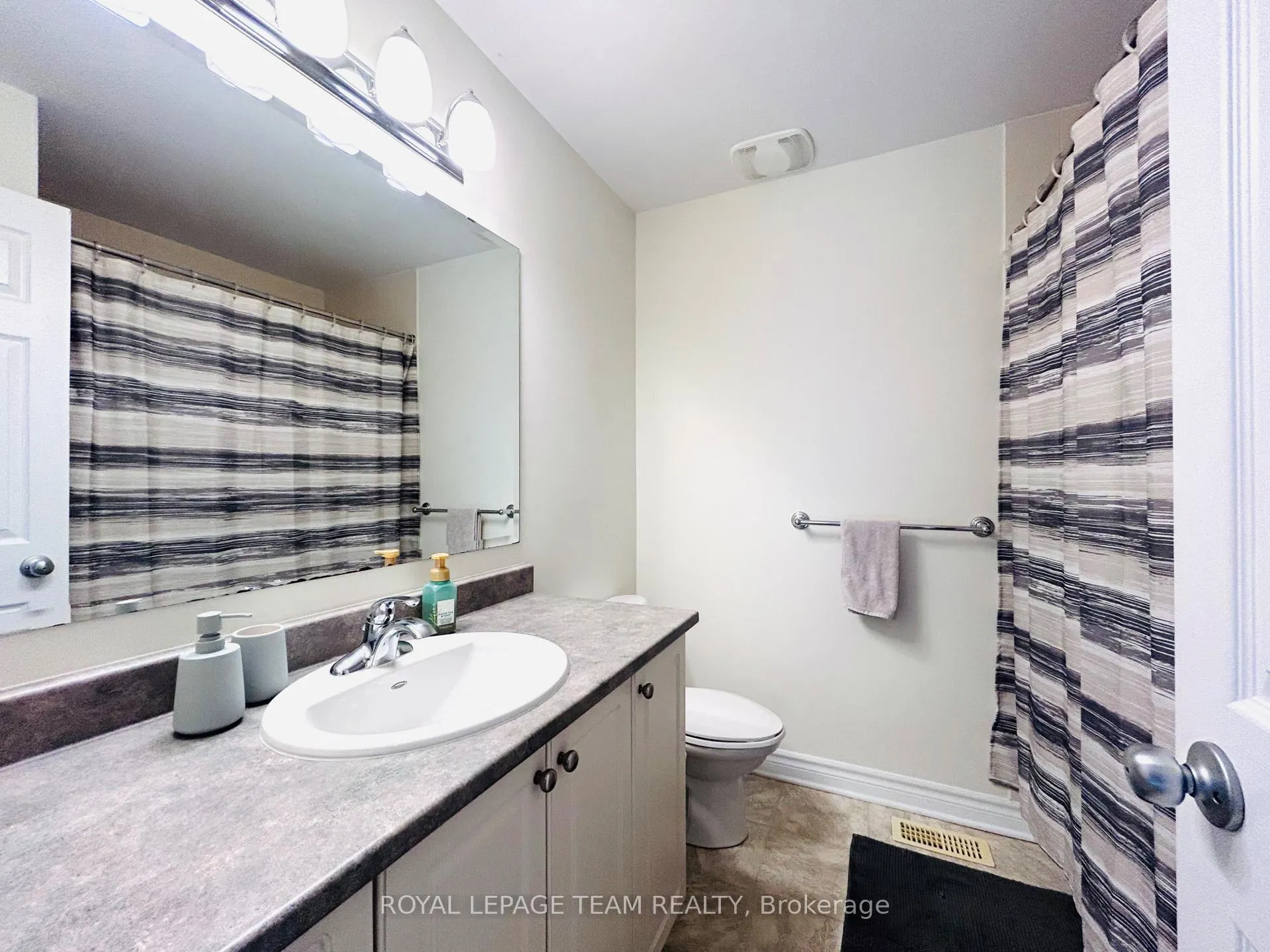 Photo 30 of 371 Balinroan Crescent, Ottawa, Barrhaven - Strandherd — HOMEH