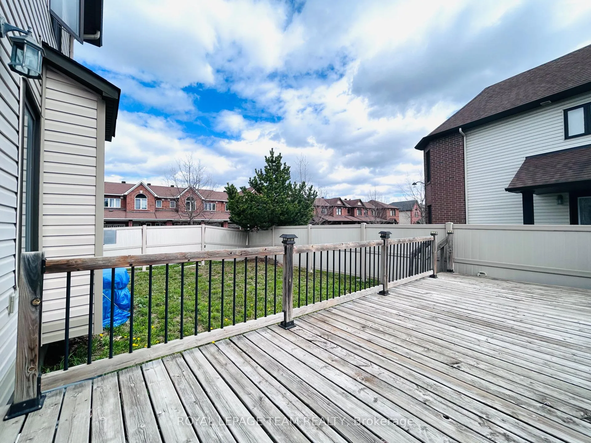Photo 33 of 371 Balinroan Crescent, Ottawa, Barrhaven - Strandherd — HOMEH