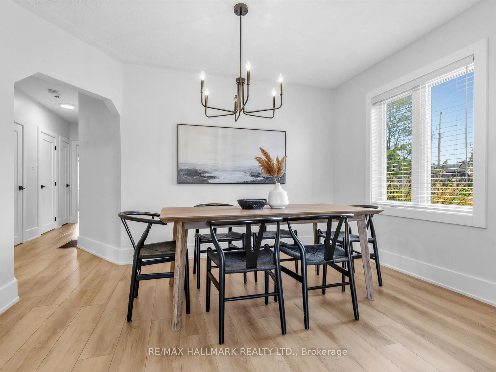 Photo 7 of 1 Ferncliff Court, Toronto, O'Connor-Parkview — HOMEH