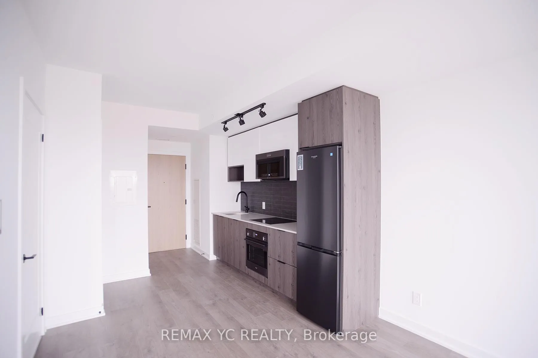 Photo 2 of Unit 2611, 5 Defries Street, Toronto, Regent Park — HOMEH