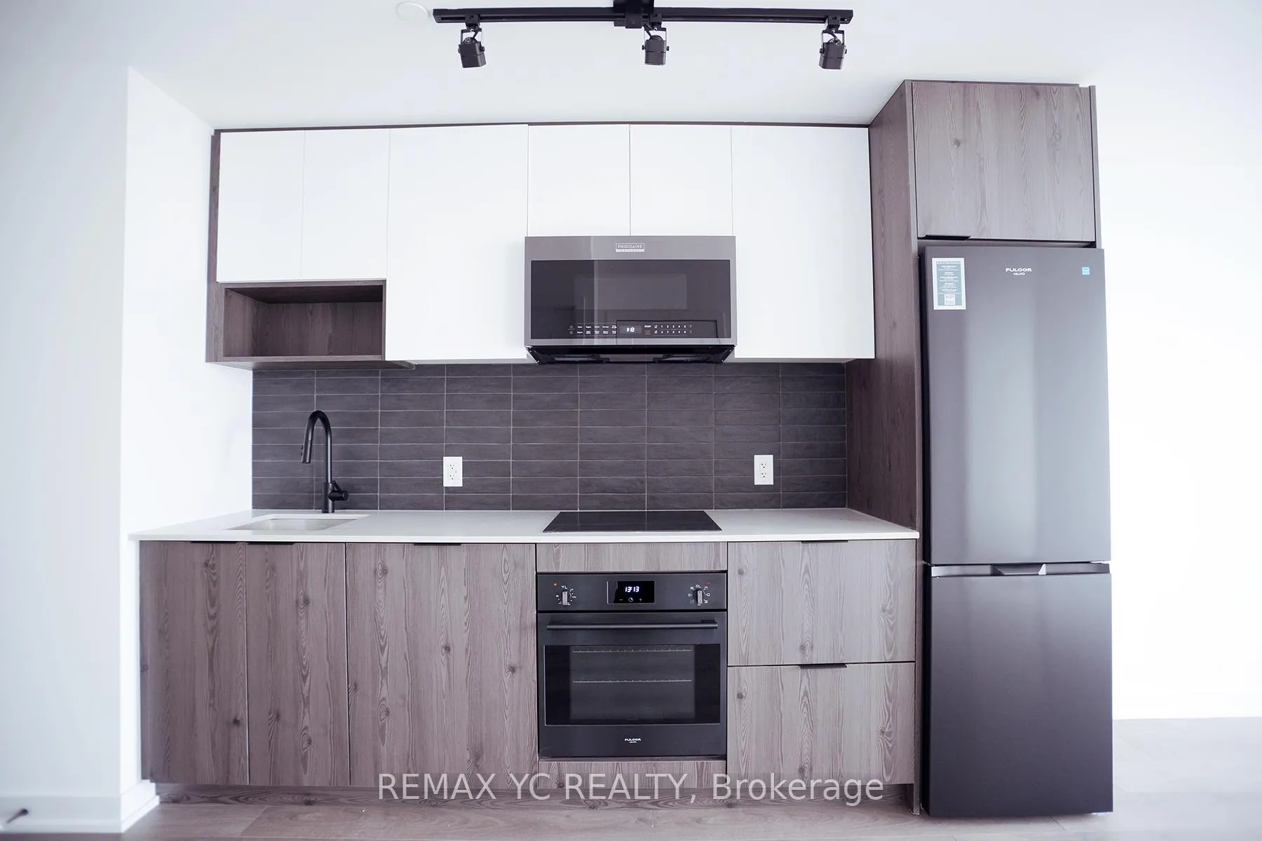 Photo 3 of Unit 2611, 5 Defries Street, Toronto, Regent Park — HOMEH