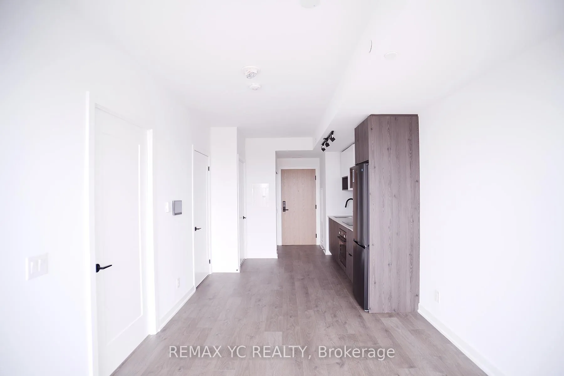Photo 5 of Unit 2611, 5 Defries Street, Toronto, Regent Park — HOMEH