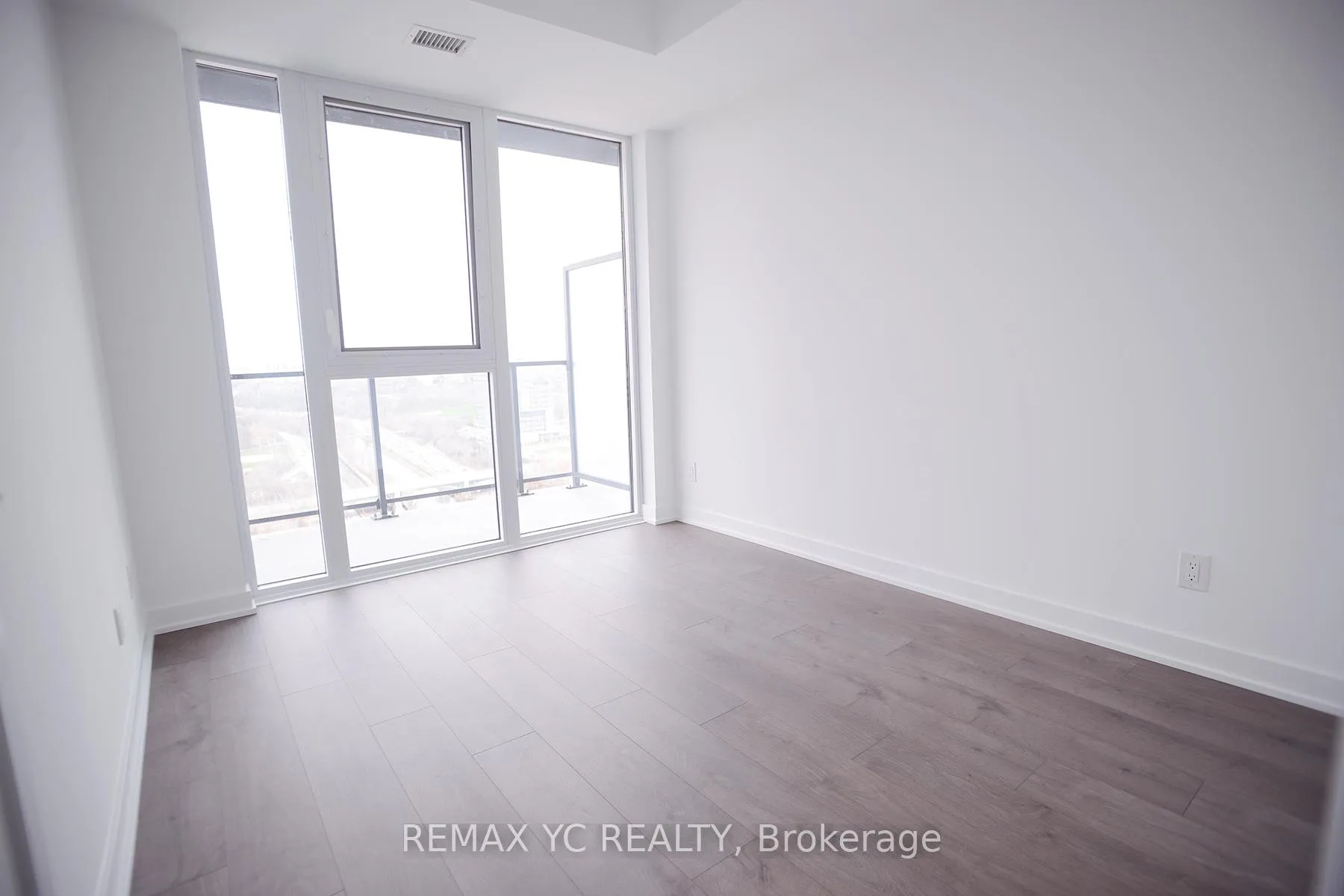 Photo 6 of Unit 2611, 5 Defries Street, Toronto, Regent Park — HOMEH