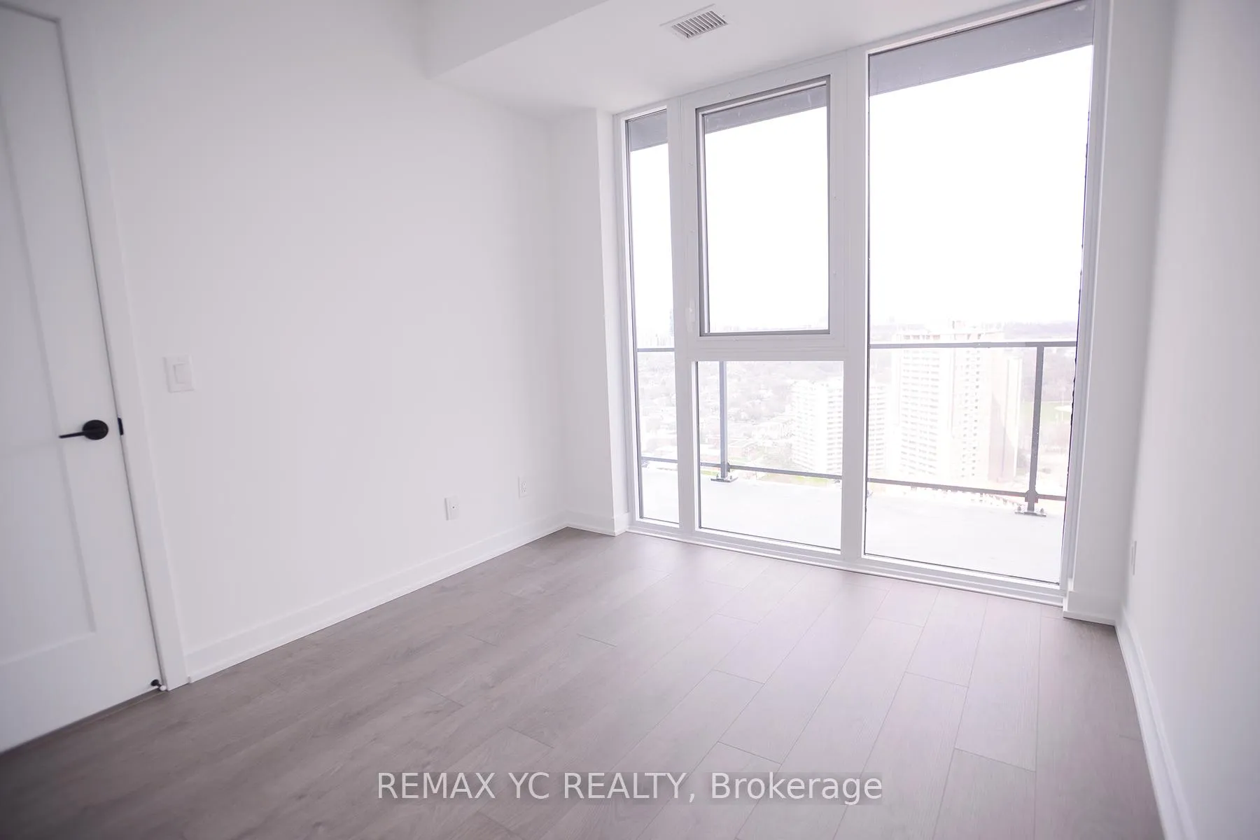 Photo 7 of Unit 2611, 5 Defries Street, Toronto, Regent Park — HOMEH