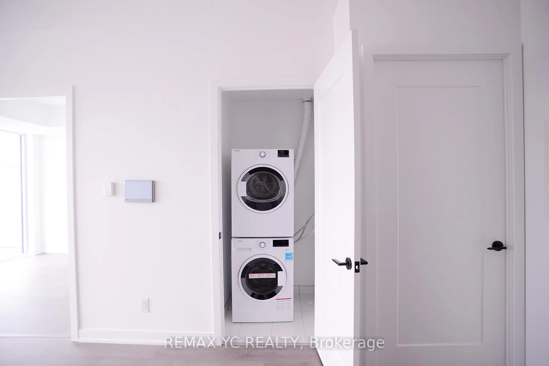 Photo 8 of Unit 2611, 5 Defries Street, Toronto, Regent Park — HOMEH
